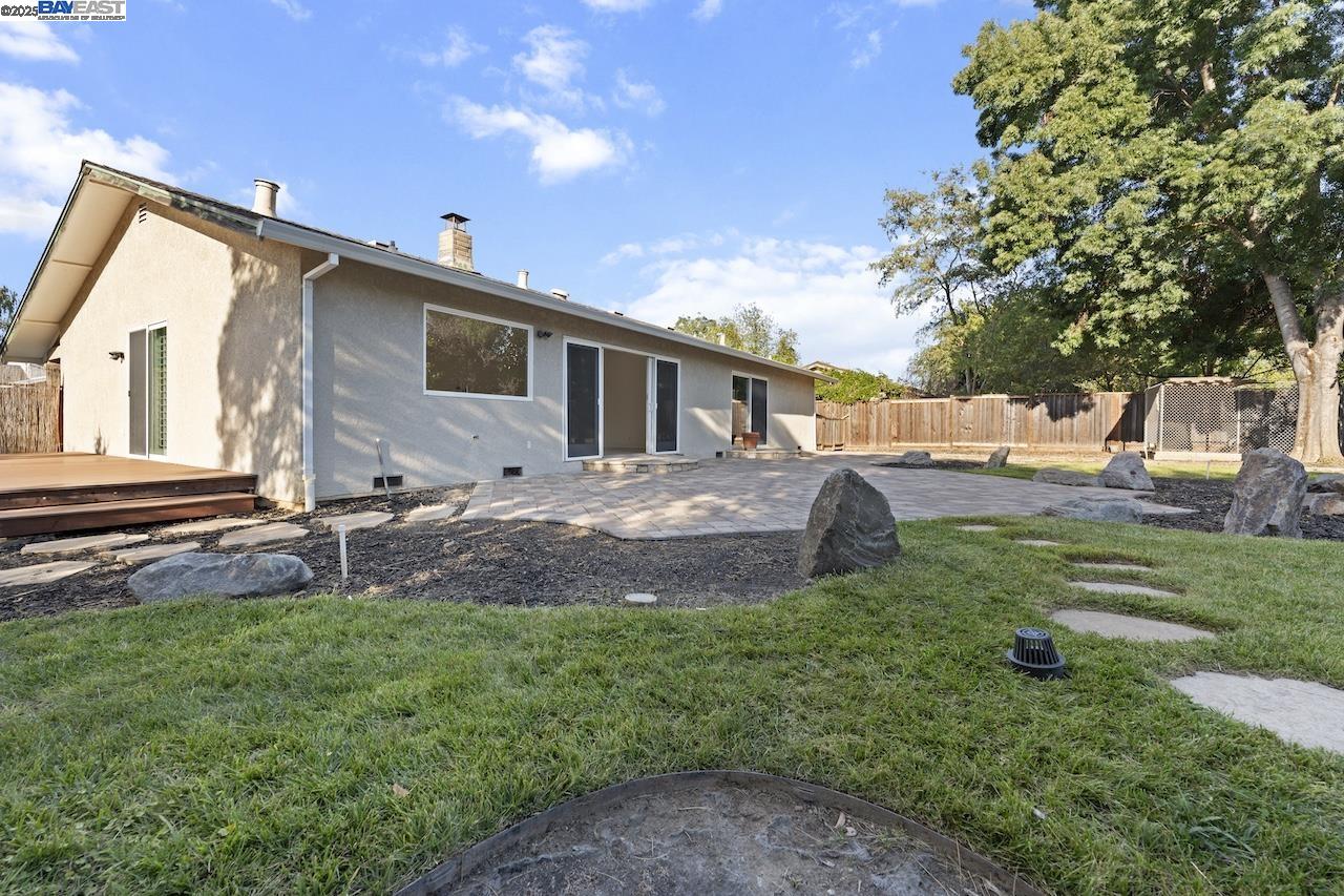 Detail Gallery Image 17 of 47 For 2583 Regent Rd., Livermore,  CA 94550 - 3 Beds | 2 Baths