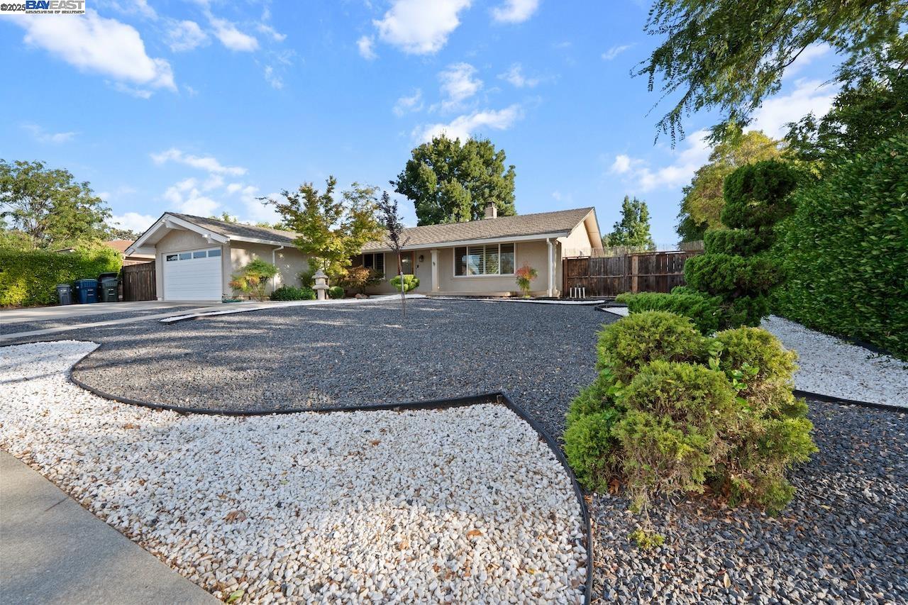 Detail Gallery Image 23 of 47 For 2583 Regent Rd., Livermore,  CA 94550 - 3 Beds | 2 Baths