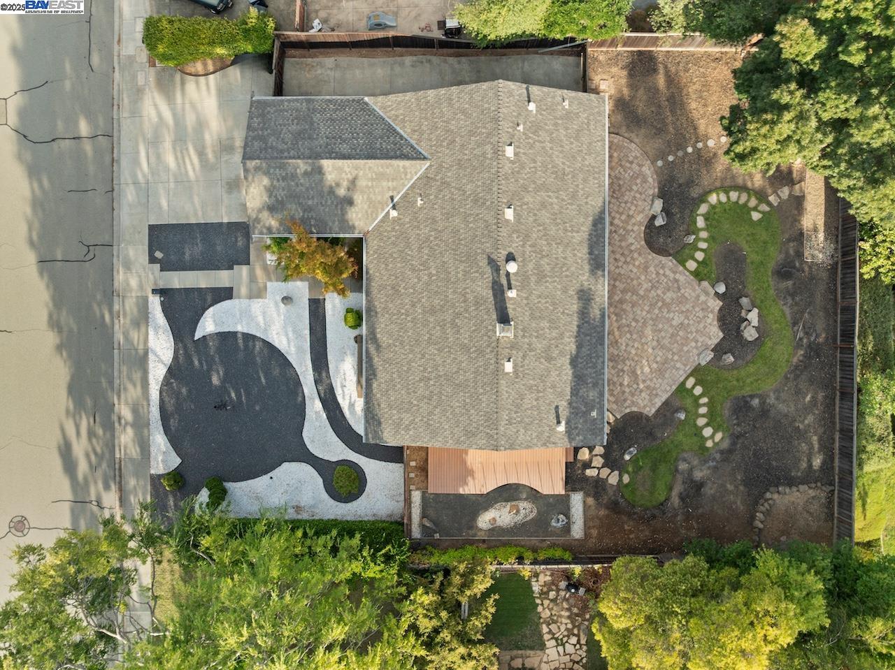 Detail Gallery Image 30 of 47 For 2583 Regent Rd., Livermore,  CA 94550 - 3 Beds | 2 Baths