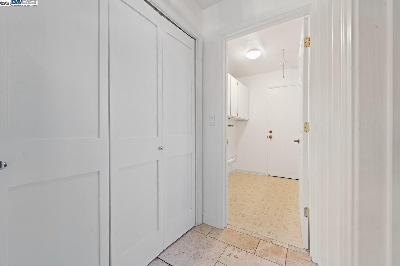 Detail Gallery Image 8 of 47 For 2583 Regent Rd., Livermore,  CA 94550 - 3 Beds | 2 Baths