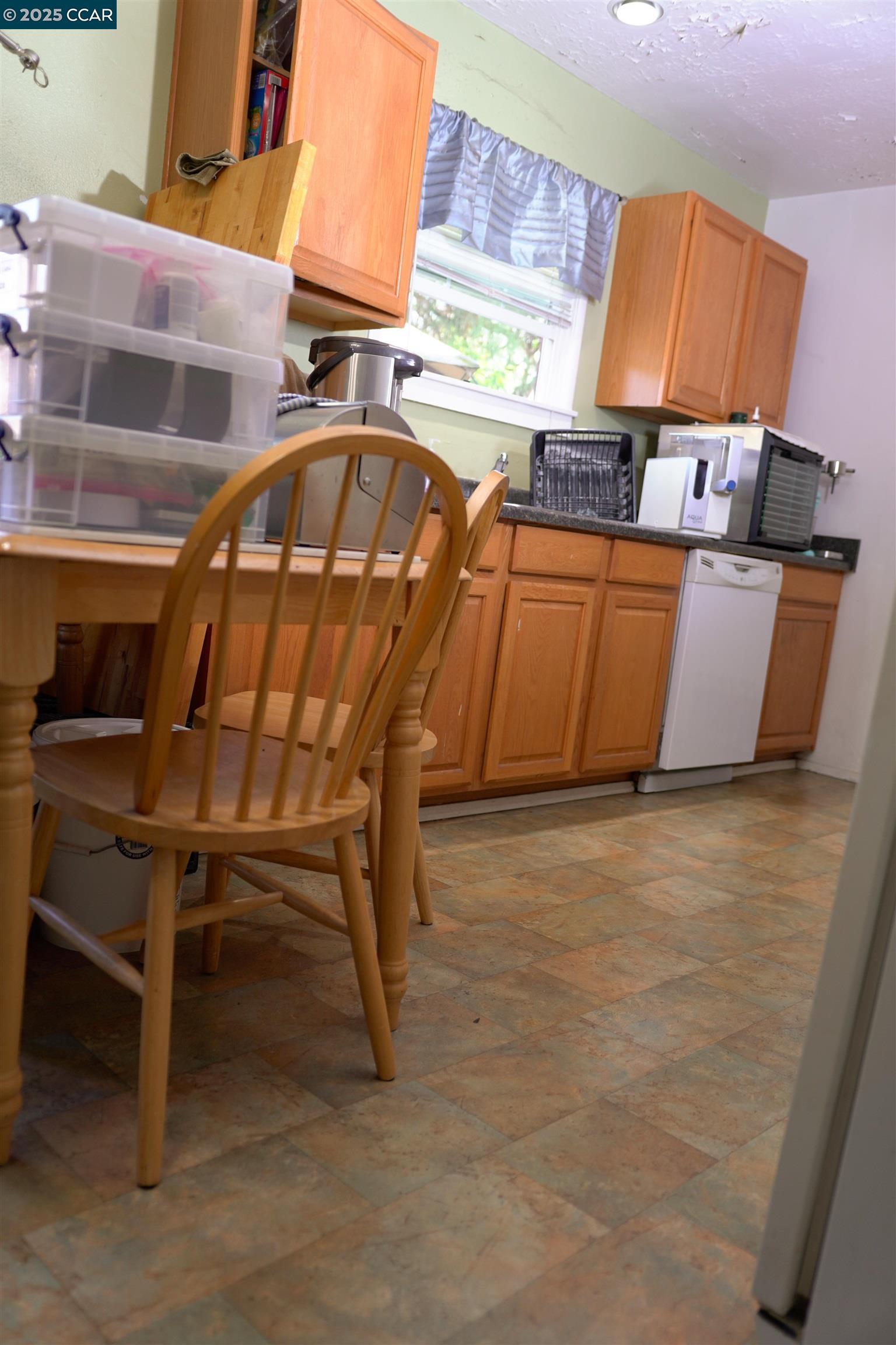 Detail Gallery Image 12 of 37 For 3704 San Rafael, Stockton,  CA 95204 - 2 Beds | 1 Baths