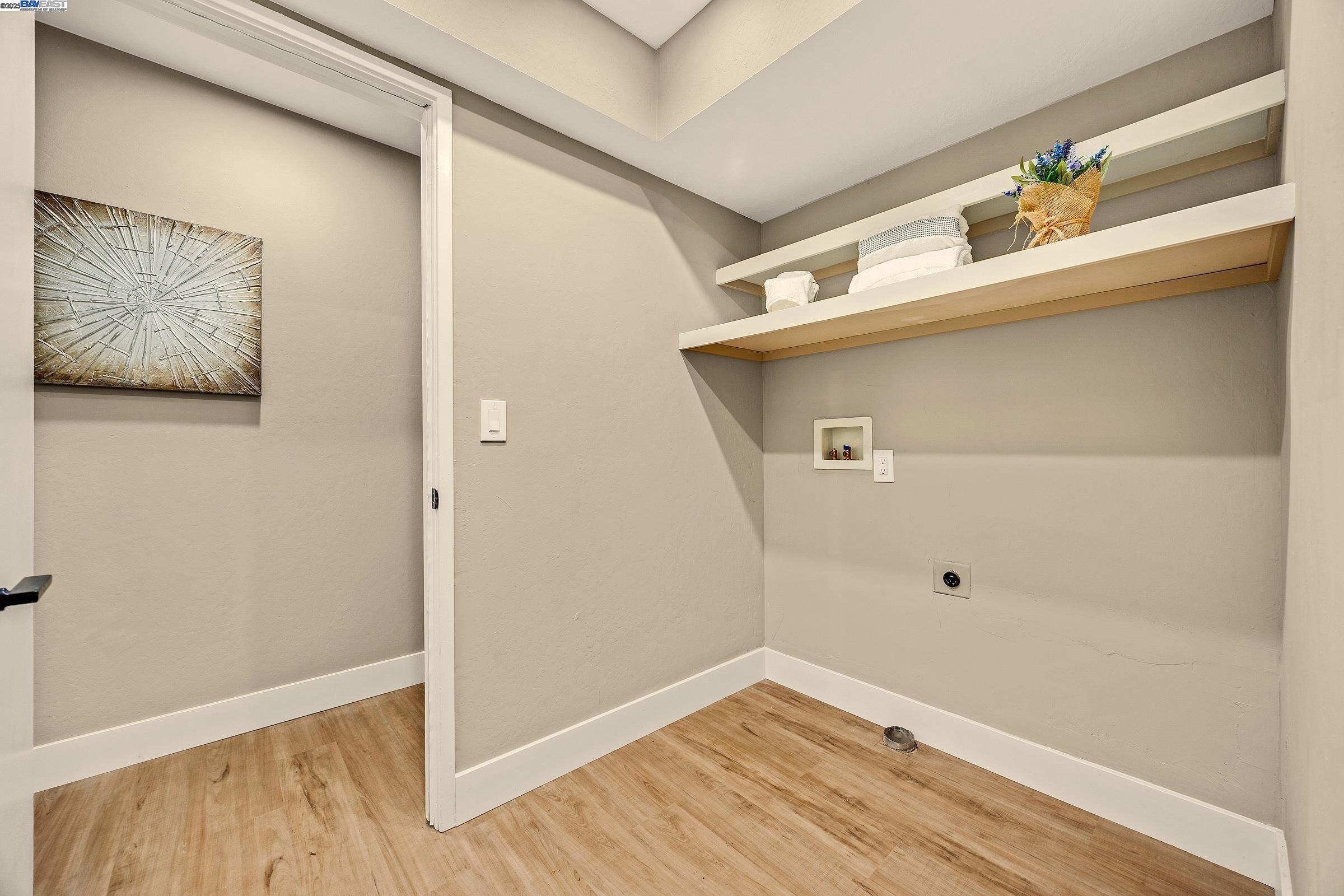 Detail Gallery Image 24 of 28 For 791 via Del Sol, Livermore,  CA 94550 - 4 Beds | 2 Baths