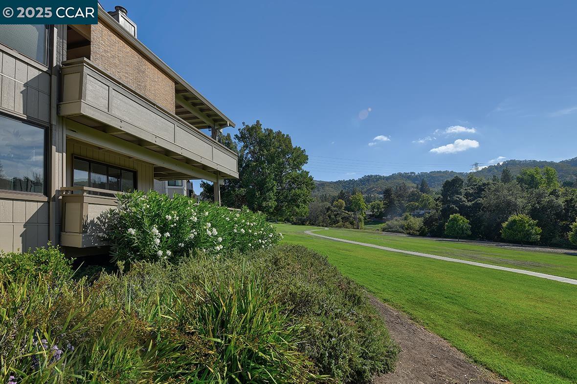 Photo #4: 41111545 Listing 