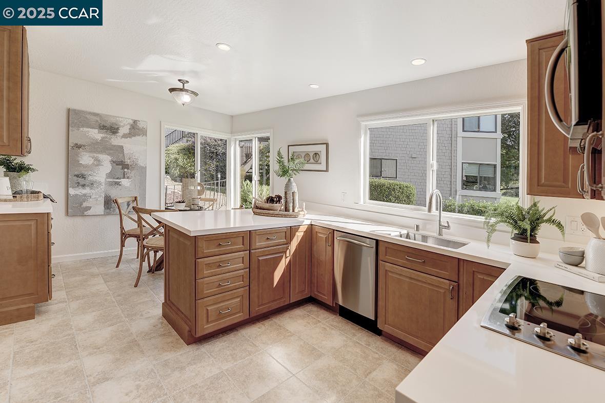Photo #9: 41111545 Listing: Photo #9