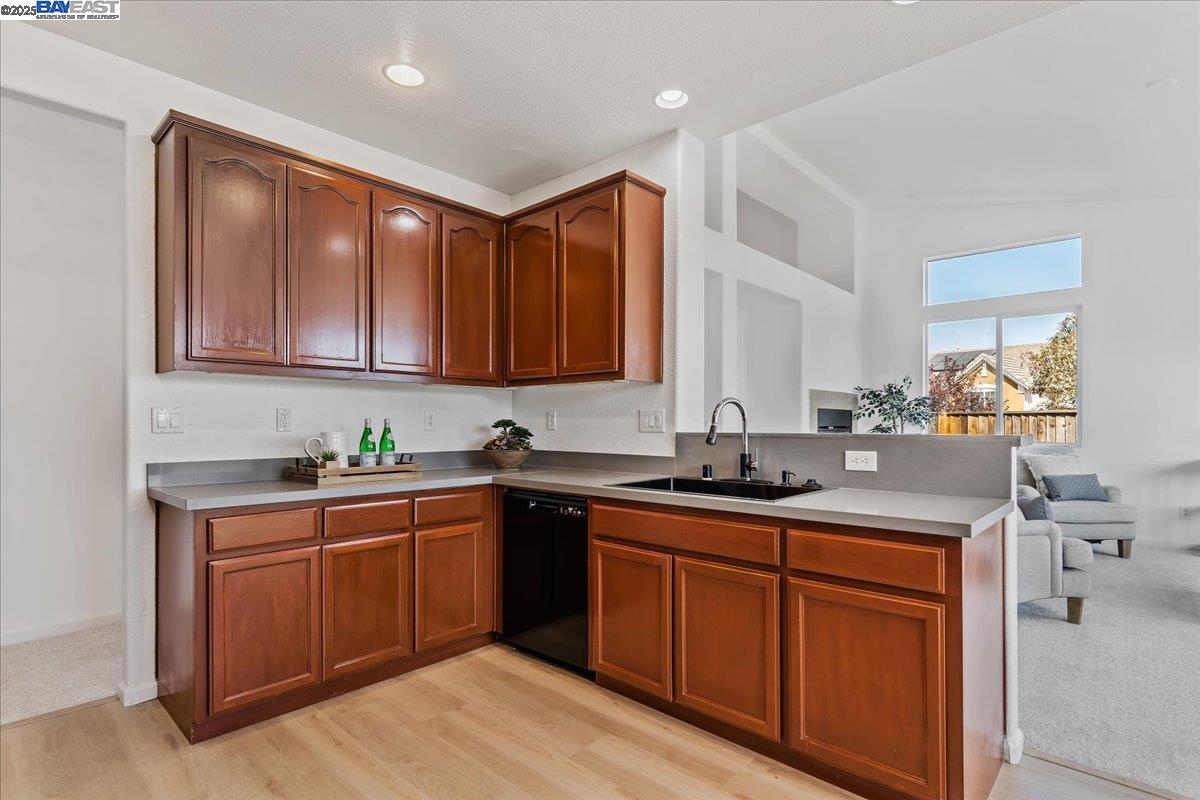 Detail Gallery Image 15 of 42 For 3537 Mallard Way, Antioch,  CA 94509 - 4 Beds | 3/1 Baths