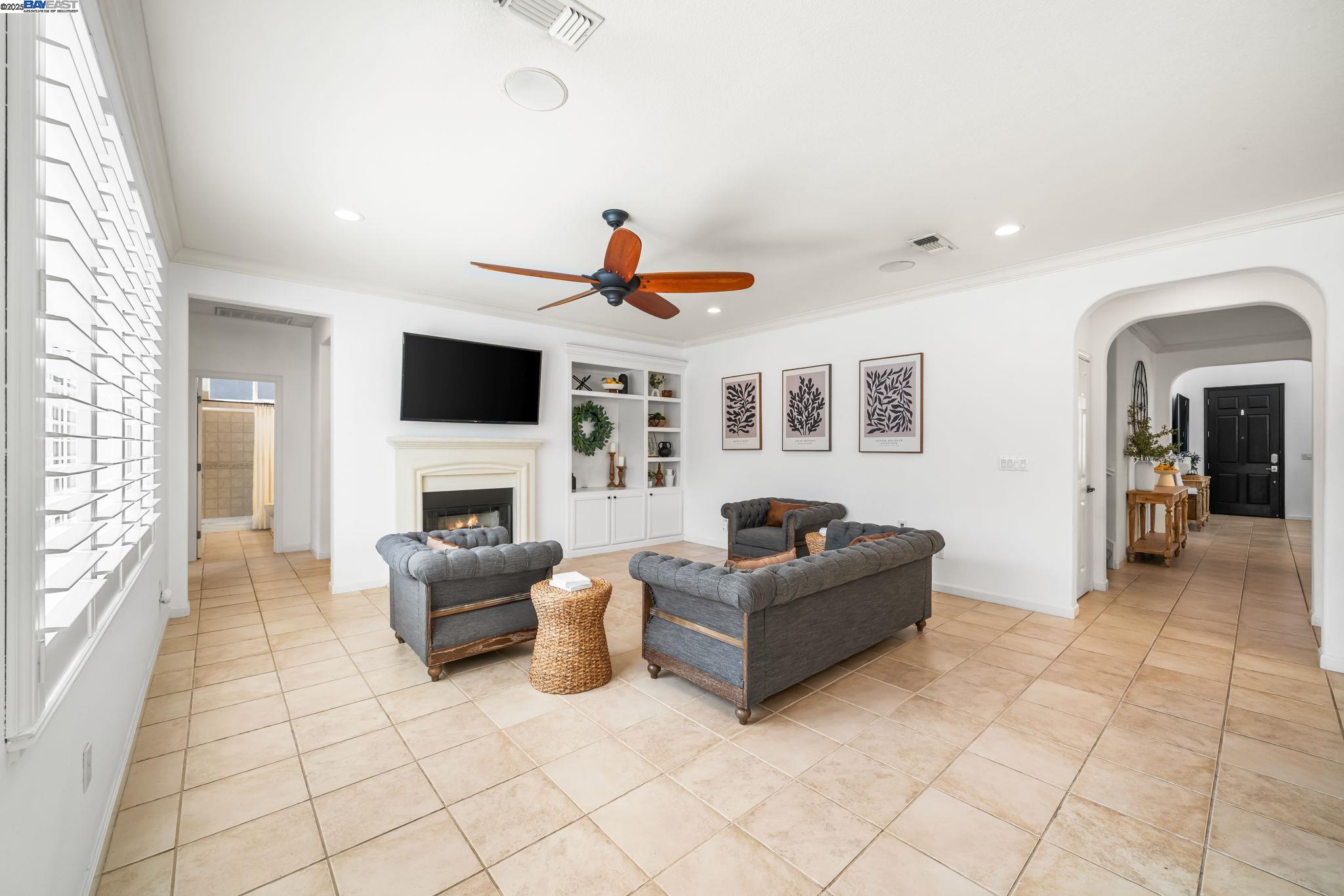 Detail Gallery Image 10 of 59 For 3638 Otter Brook Loop, Discovery Bay,  CA 94505 - 4 Beds | 3 Baths