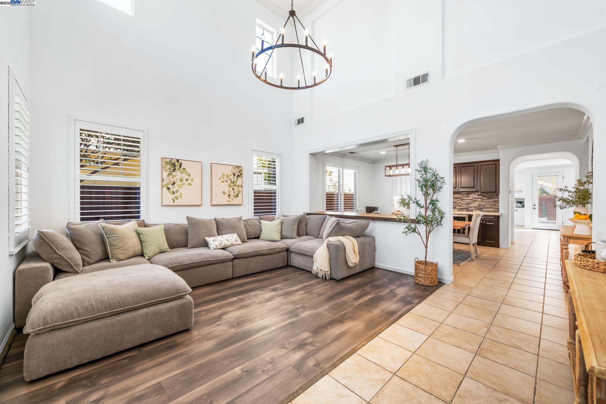 Detail Gallery Image 3 of 59 For 3638 Otter Brook Loop, Discovery Bay,  CA 94505 - 4 Beds | 3 Baths