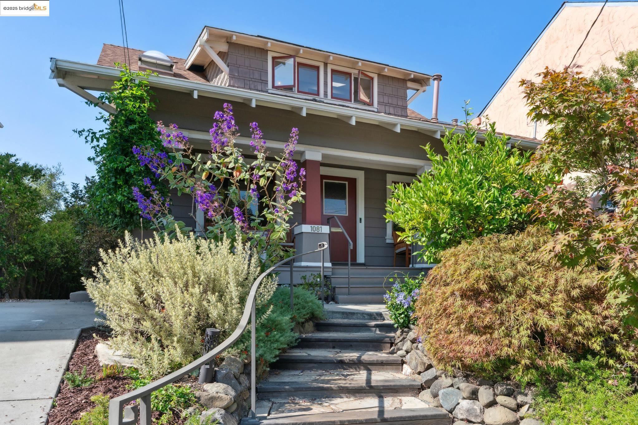 Front Image Thumbnail for EB41111554