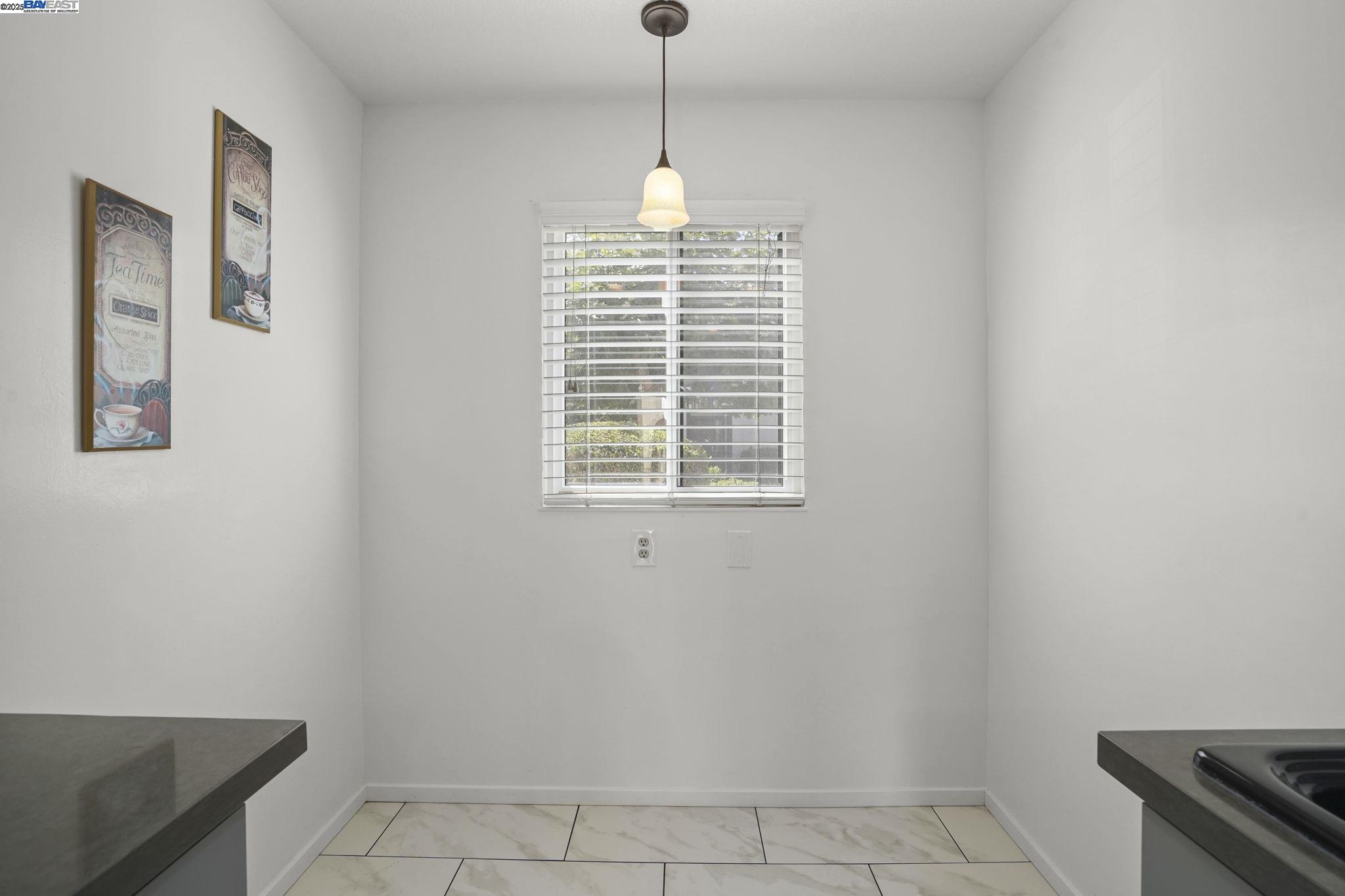 Photo #9: 41111556 Listing: Photo #9