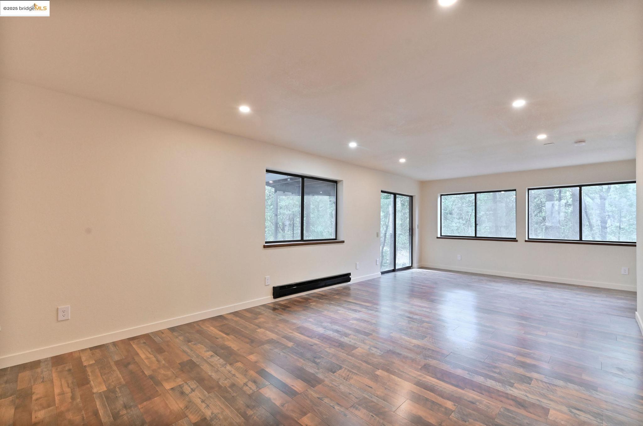 Detail Gallery Image 36 of 60 For 22532 Longeway, Sonora,  CA 95370 - 3 Beds | 2 Baths