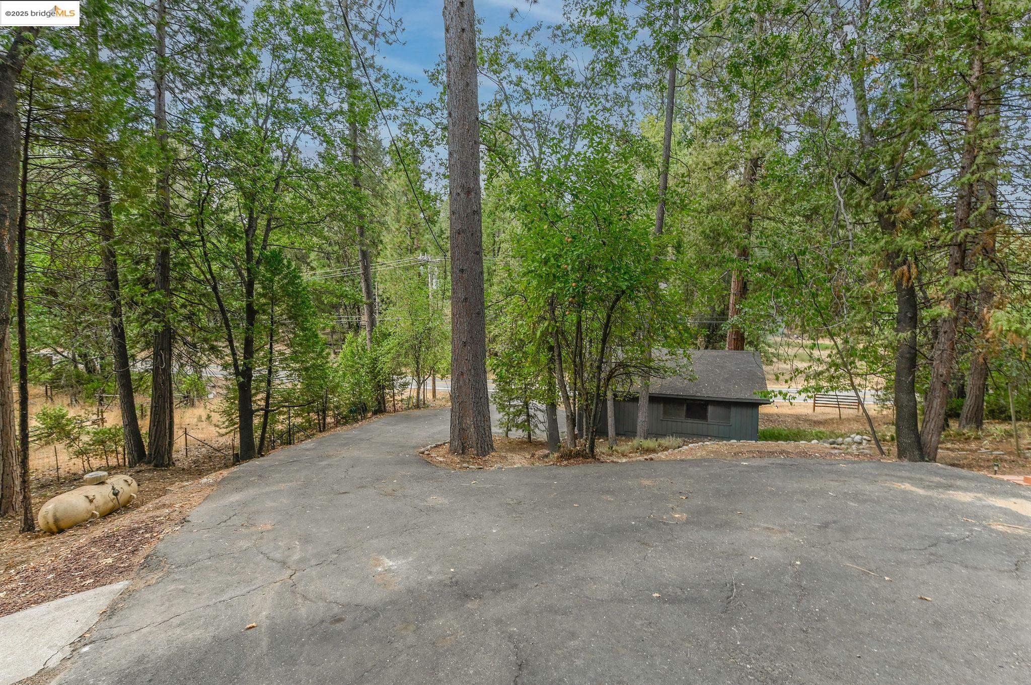 Detail Gallery Image 50 of 60 For 22532 Longeway, Sonora,  CA 95370 - 3 Beds | 2 Baths