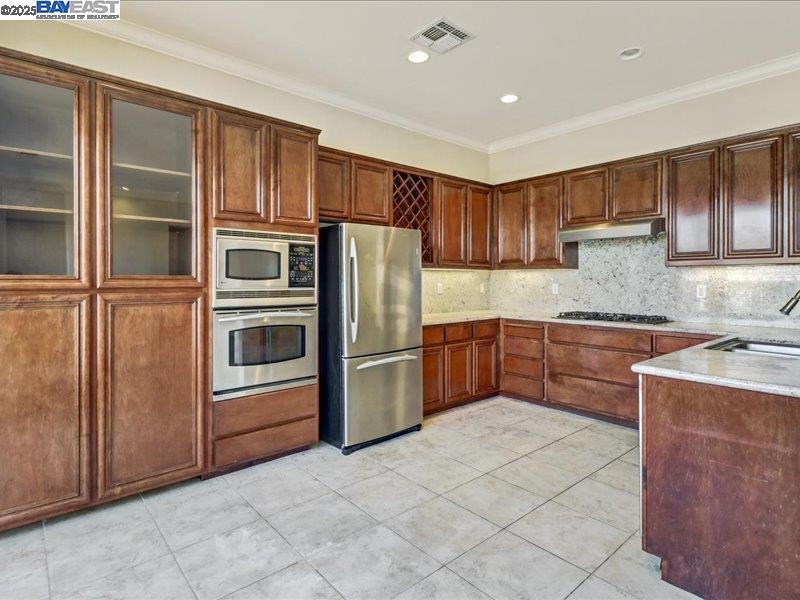 Detail Gallery Image 11 of 30 For Arlington Dr, Rio Vista,  CA 94571 - 3 Beds | 3 Baths