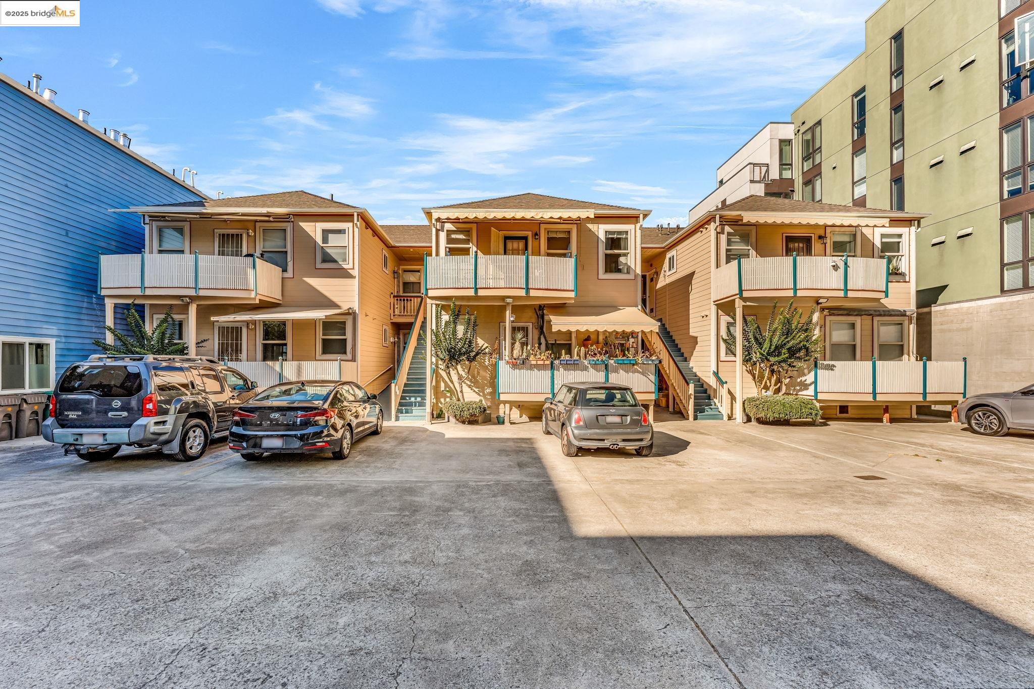 Detail Gallery Image 43 of 45 For 595 22nd St, Oakland,  CA 94612 - 2 Beds | 2 Baths
