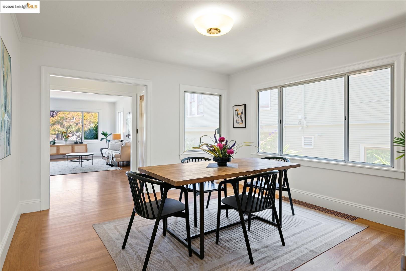 Detail Gallery Image 4 of 31 For 1716 Jaynes St, Berkeley,  CA 94703 - 2 Beds | 1/1 Baths