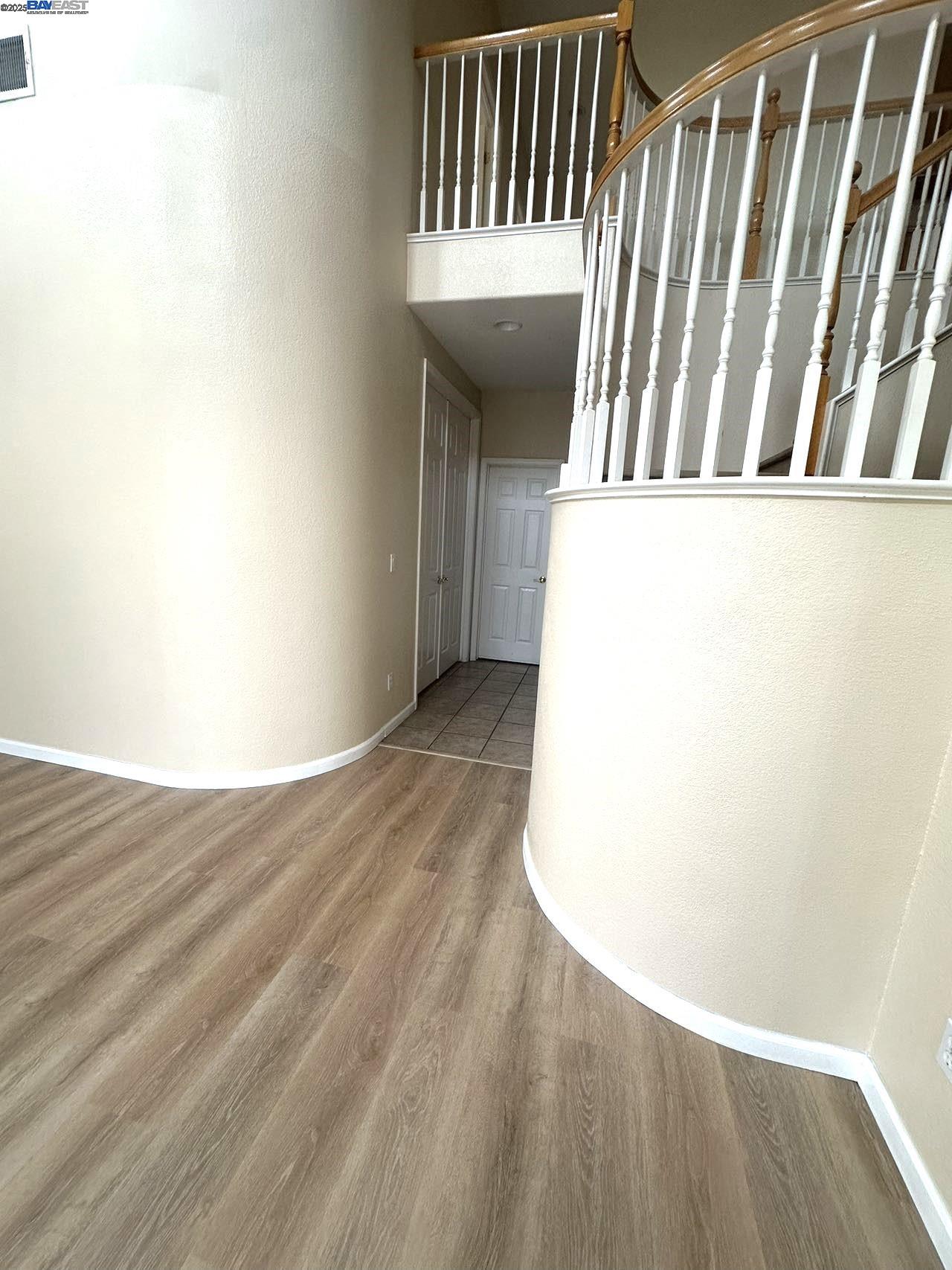 Detail Gallery Image 16 of 34 For 2501 Crystal Way, Antioch,  CA 94531 - 4 Beds | 2/1 Baths