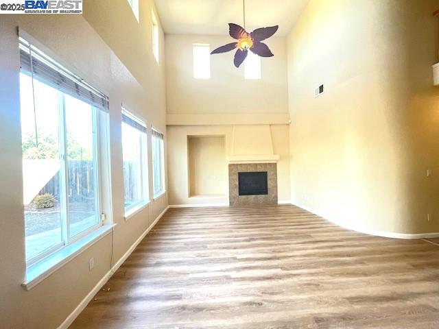 Detail Gallery Image 6 of 34 For 2501 Crystal Way, Antioch,  CA 94531 - 4 Beds | 2/1 Baths