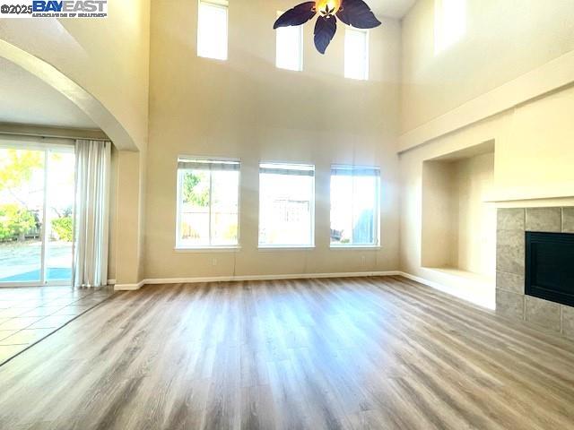 Detail Gallery Image 8 of 34 For 2501 Crystal Way, Antioch,  CA 94531 - 4 Beds | 2/1 Baths