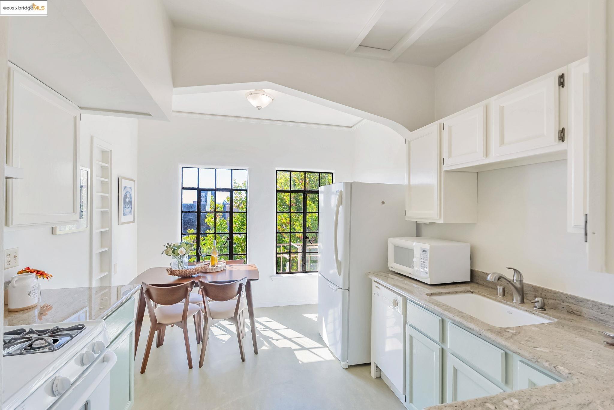 Photo #11: 41111572 Listing: Photo #11