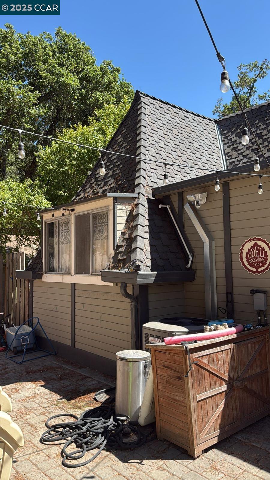 Detail Gallery Image 15 of 60 For 5630 Moraga Ave, Piedmont,  CA 94611 - 2 Beds | 1 Baths