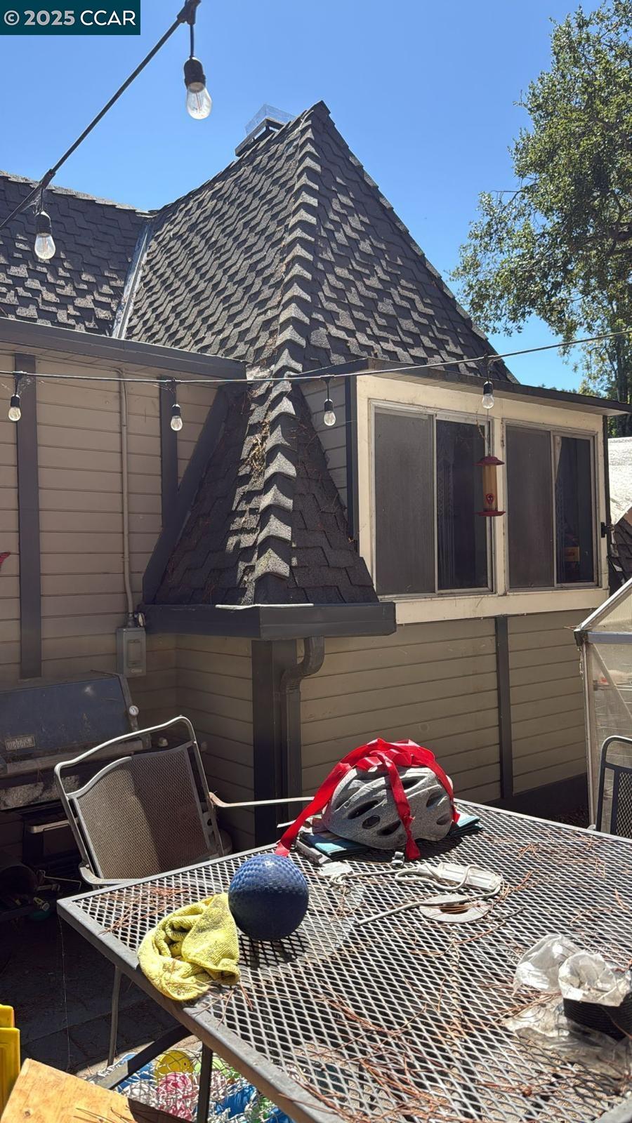 Detail Gallery Image 20 of 60 For 5630 Moraga Ave, Piedmont,  CA 94611 - 2 Beds | 1 Baths