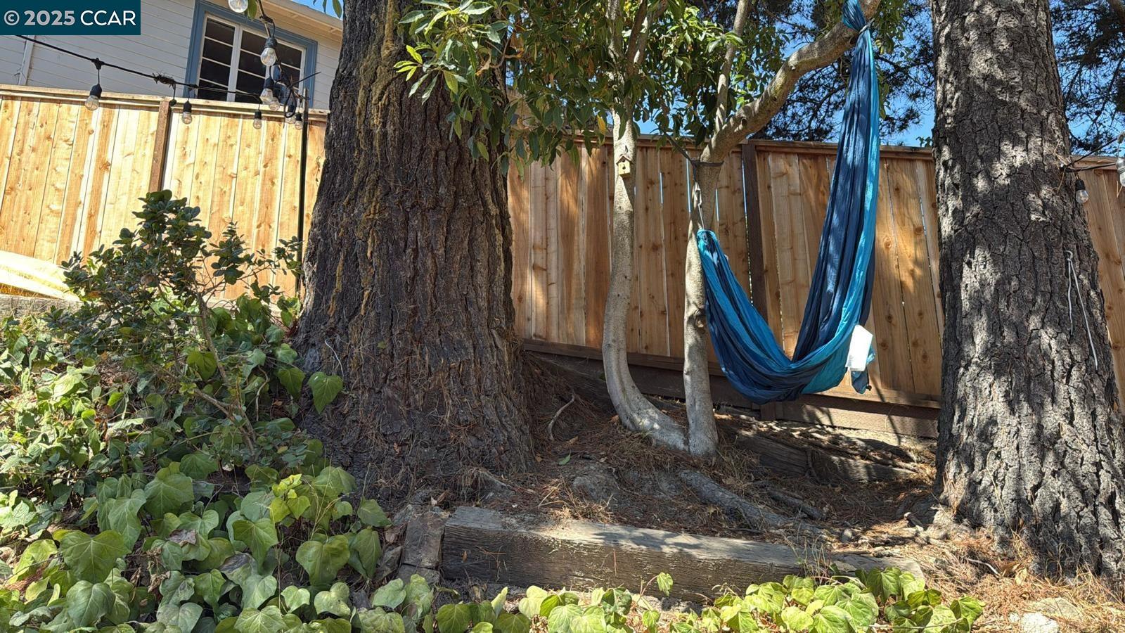 Detail Gallery Image 21 of 60 For 5630 Moraga Ave, Piedmont,  CA 94611 - 2 Beds | 1 Baths
