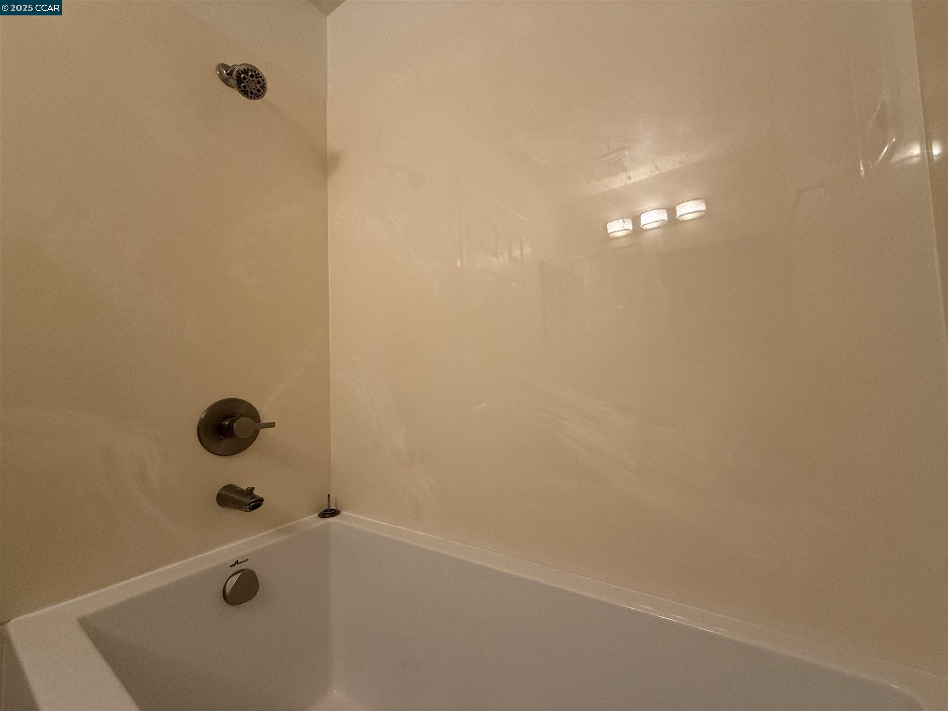 Detail Gallery Image 19 of 33 For 611 Sea Ranch Ct #6,  Vallejo,  CA 94591 - 2 Beds | 2 Baths