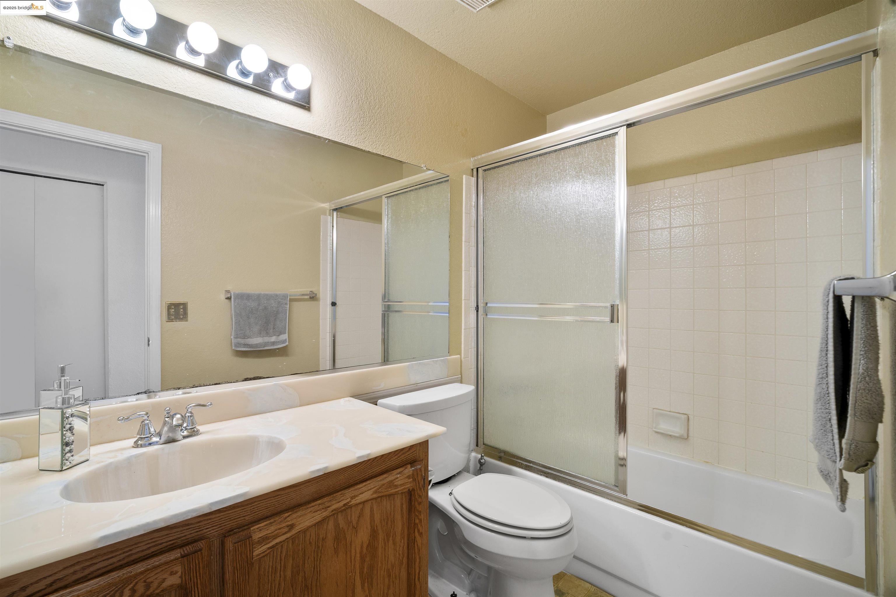 Detail Gallery Image 18 of 25 For 1031 Valley Oak Way, Fairfield,  CA 94533 - 3 Beds | 2 Baths