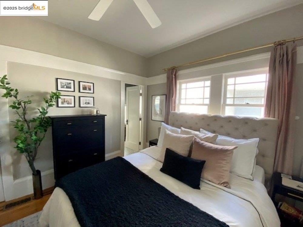 Detail Gallery Image 20 of 32 For 5540 Broadway, Oakland,  CA 94618 - 2 Beds | 2 Baths