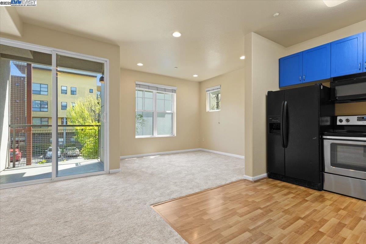 Detail Gallery Image 8 of 22 For 1121 40th Street #4201,  Emeryville,  CA 94608-3766 - 1 Beds | 1 Baths