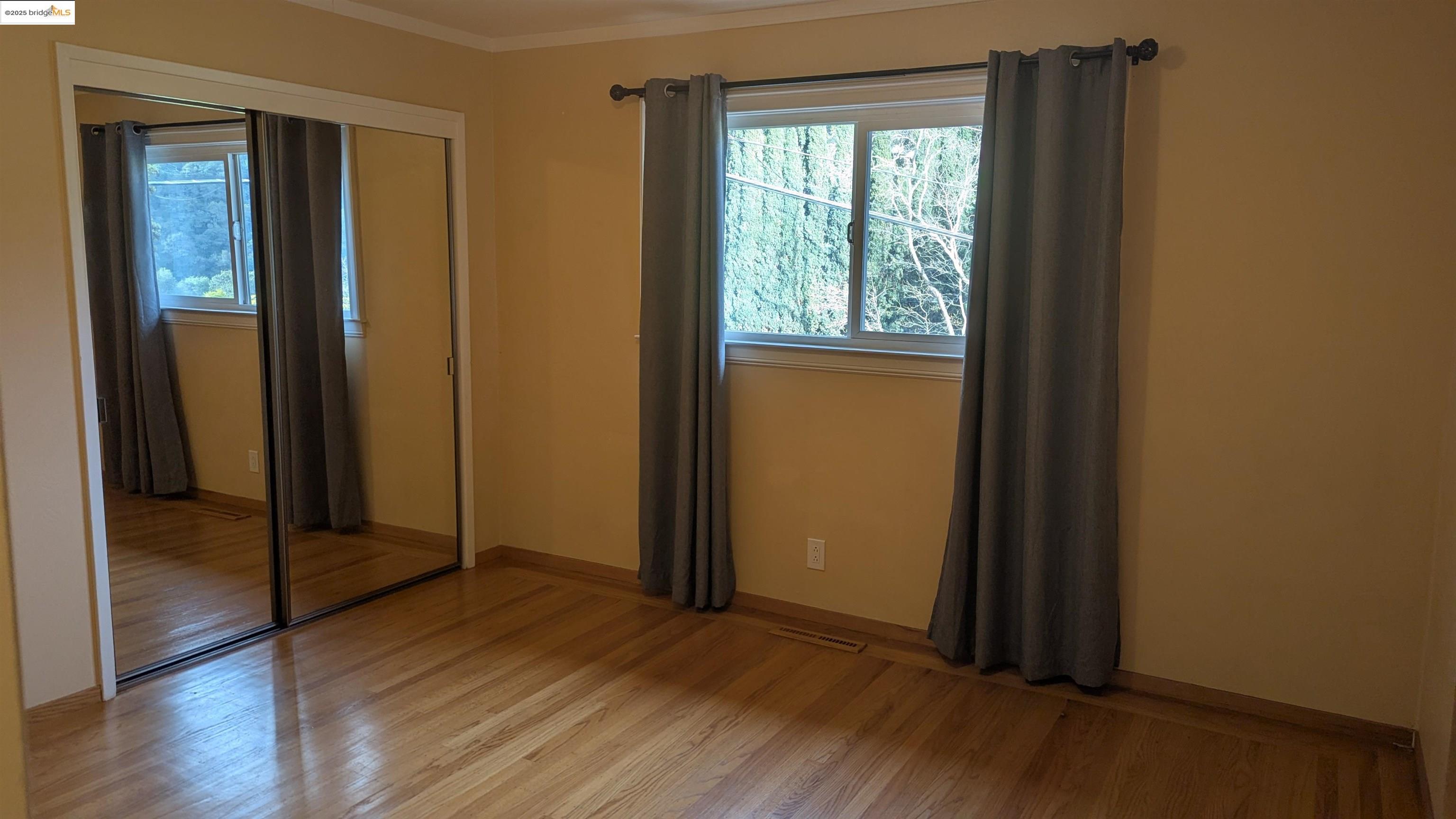 Detail Gallery Image 26 of 40 For Elysian Fields Drive, Oakland,  CA 94605 - 4 Beds | 2 Baths