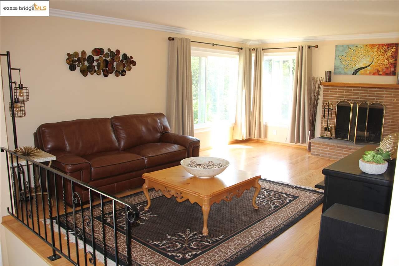 Detail Gallery Image 33 of 40 For Elysian Fields Drive, Oakland,  CA 94605 - 4 Beds | 2 Baths