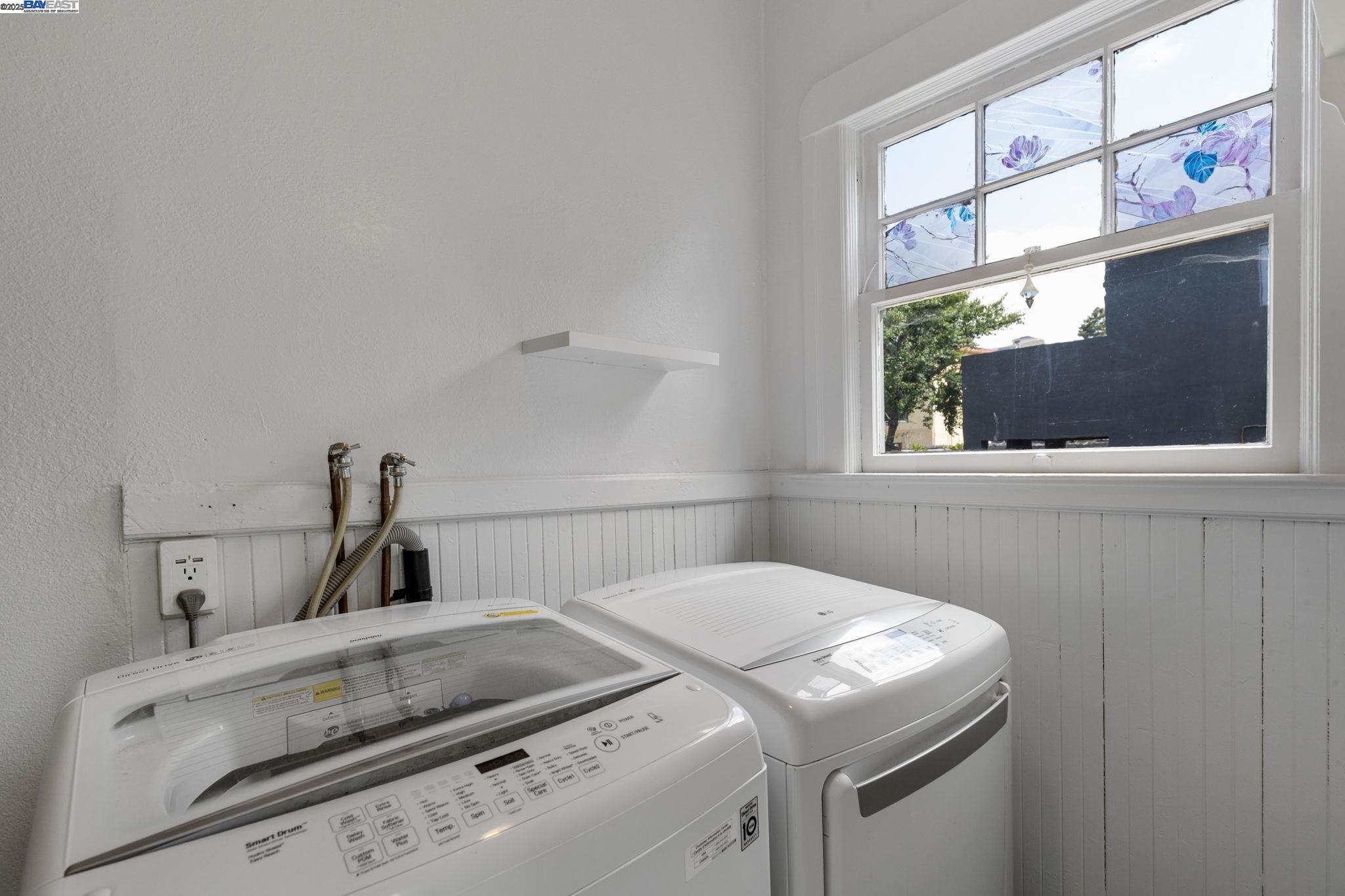 Detail Gallery Image 25 of 46 For 1034 21st St, Oakland,  CA 94606 - 2 Beds | 2 Baths