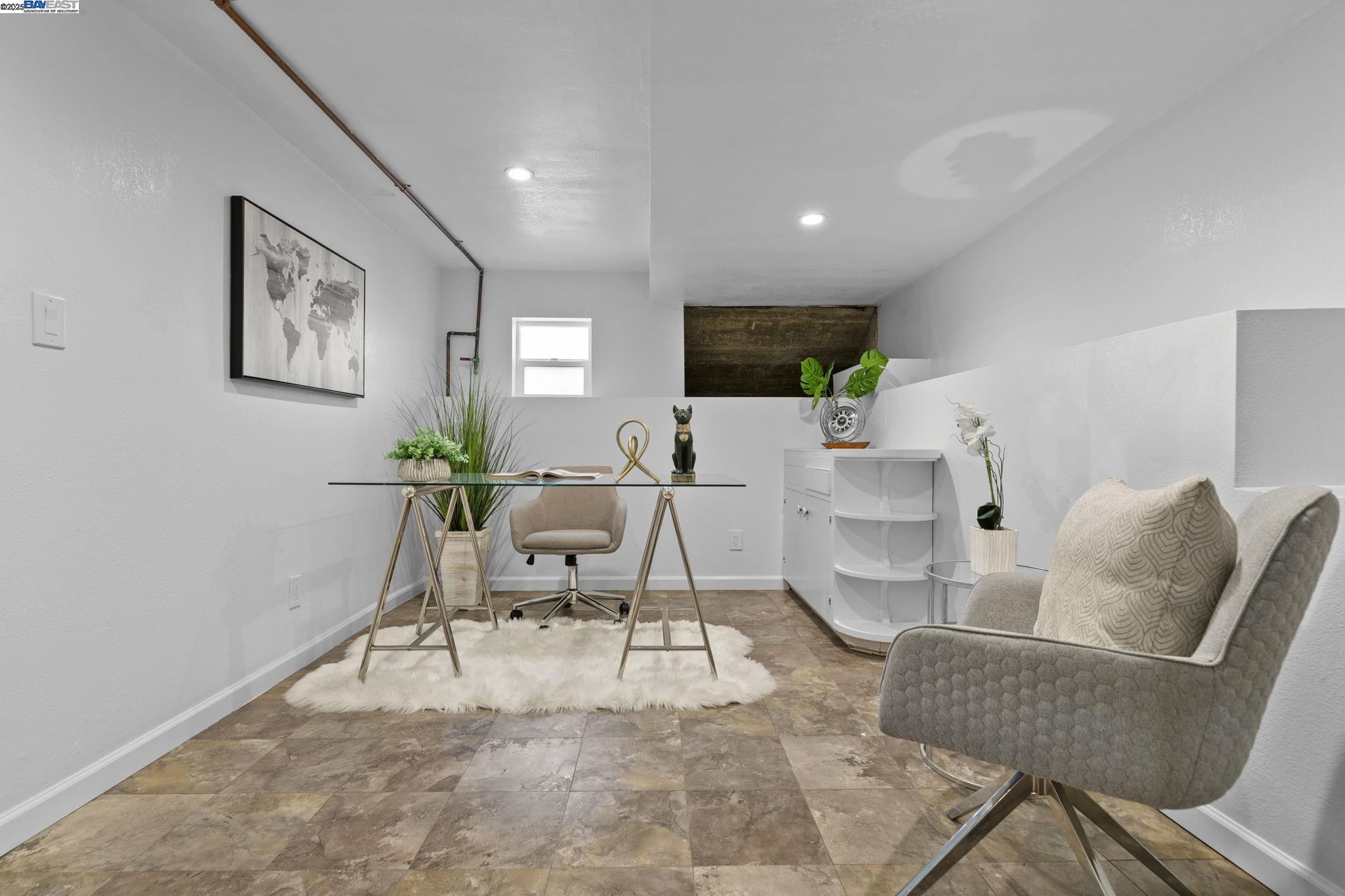 Detail Gallery Image 36 of 46 For 1034 21st St, Oakland,  CA 94606 - 2 Beds | 2 Baths