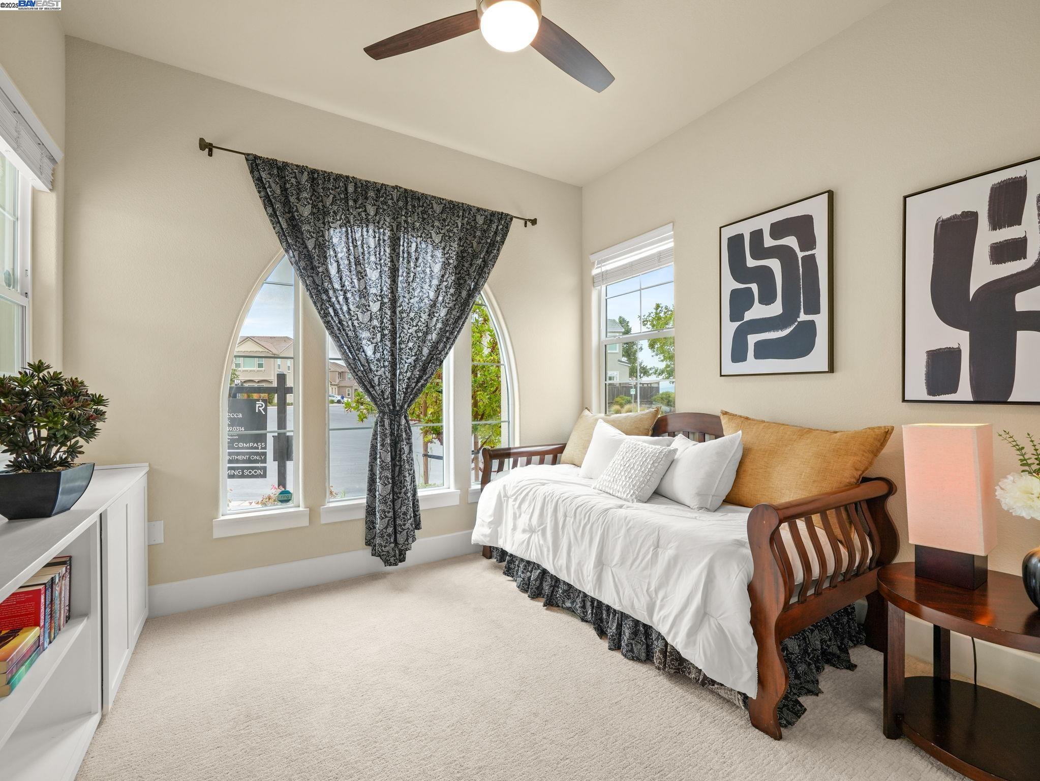 Detail Gallery Image 2 of 44 For 7211 Kylemore Ct, Dublin,  CA 94568 - 5 Beds | 3 Baths