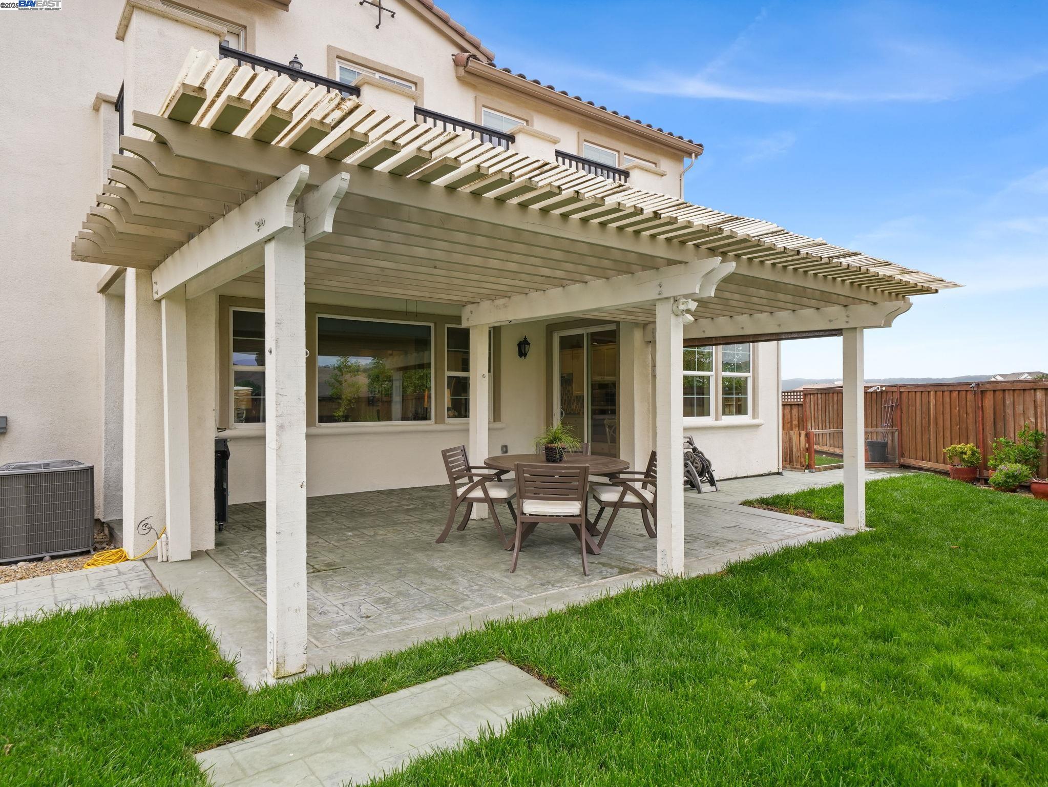 Detail Gallery Image 41 of 44 For 7211 Kylemore Ct, Dublin,  CA 94568 - 5 Beds | 3 Baths