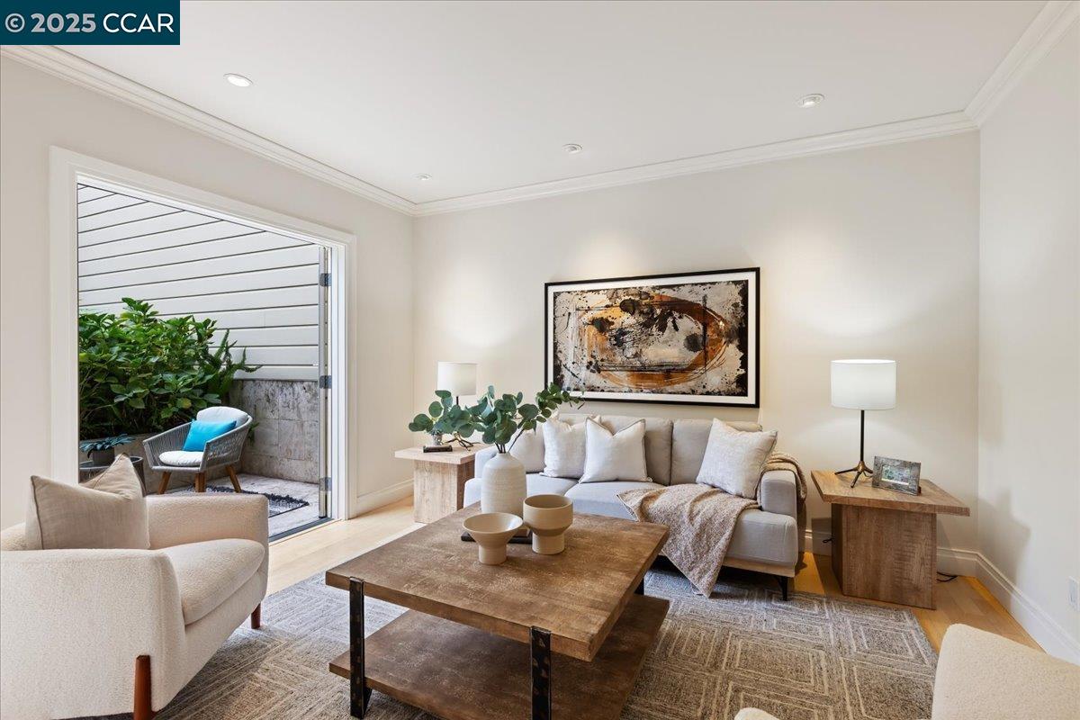 Detail Gallery Image 14 of 33 For 1300 7th Avenue #1,  San Francisco,  CA 94122 - 2 Beds | 1/1 Baths
