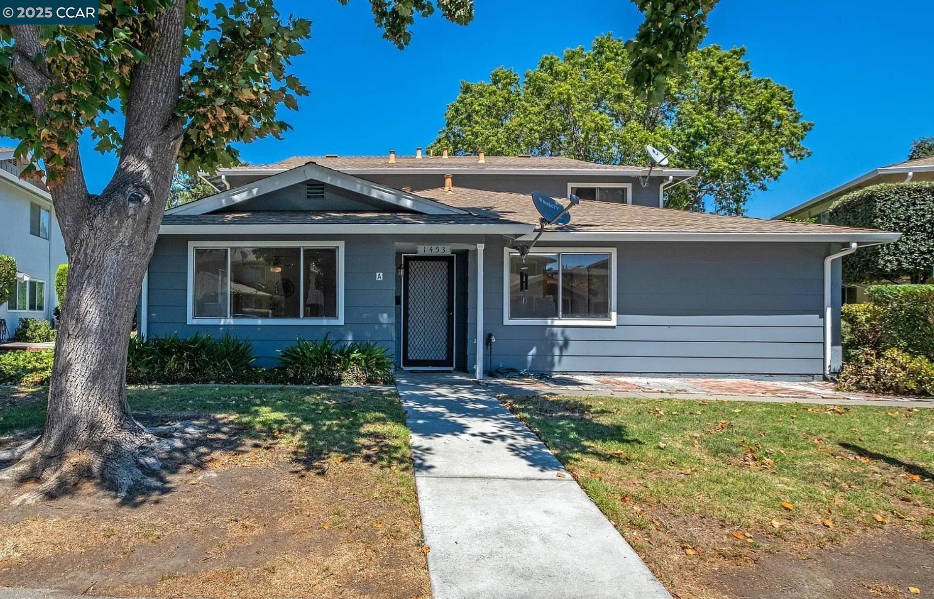 MLS: 41111594 Condo For Sale