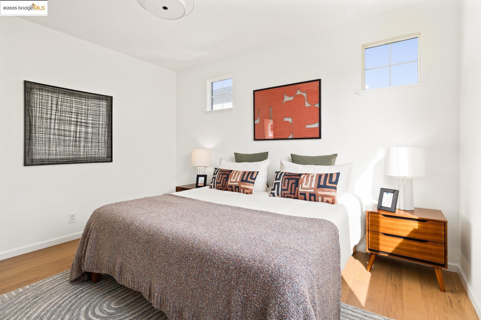 Detail Gallery Image 19 of 50 For 8 Sanderling Ct, Alameda,  CA 94501 - 4 Beds | 2/1 Baths