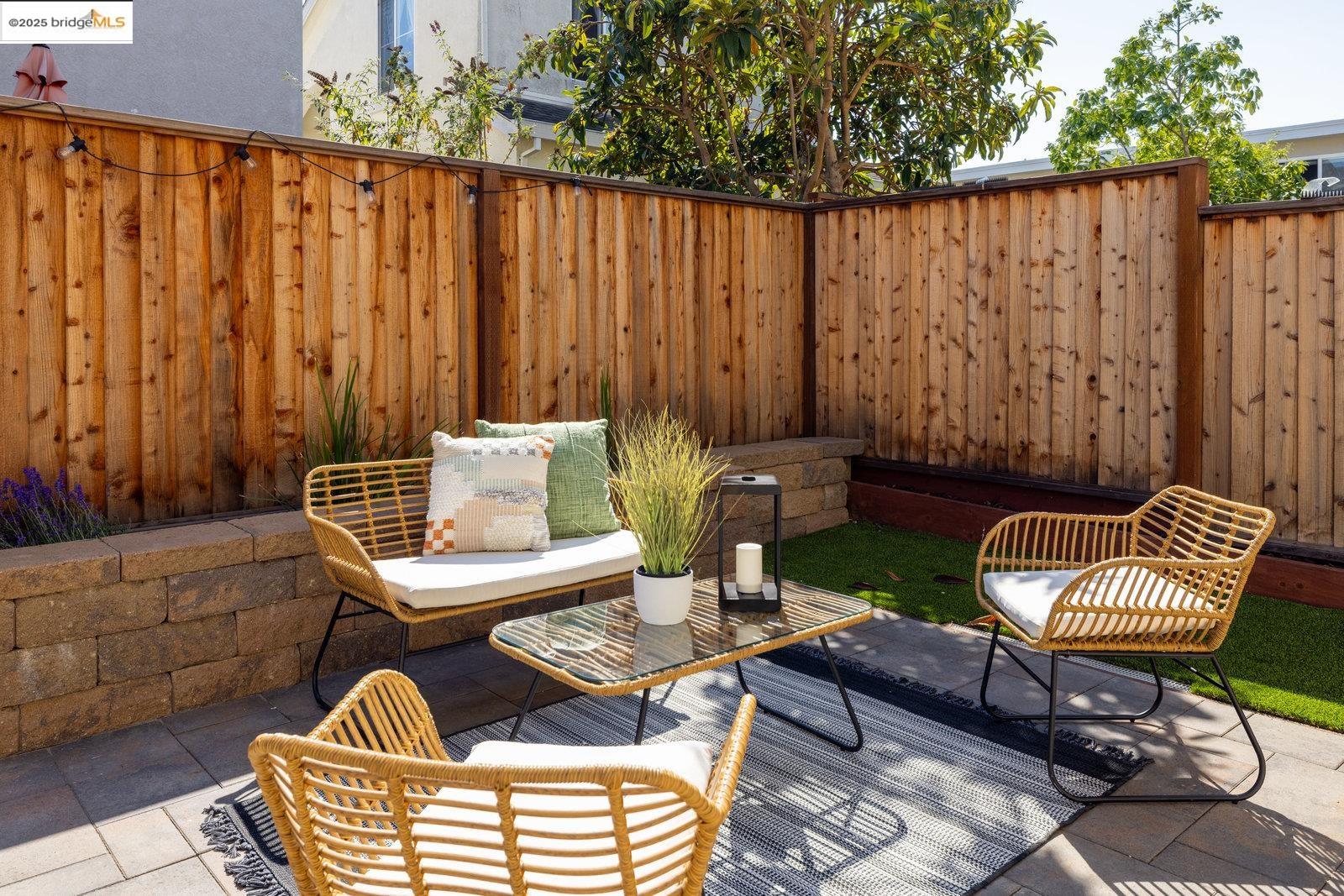 Detail Gallery Image 36 of 50 For 8 Sanderling Ct, Alameda,  CA 94501 - 4 Beds | 2/1 Baths