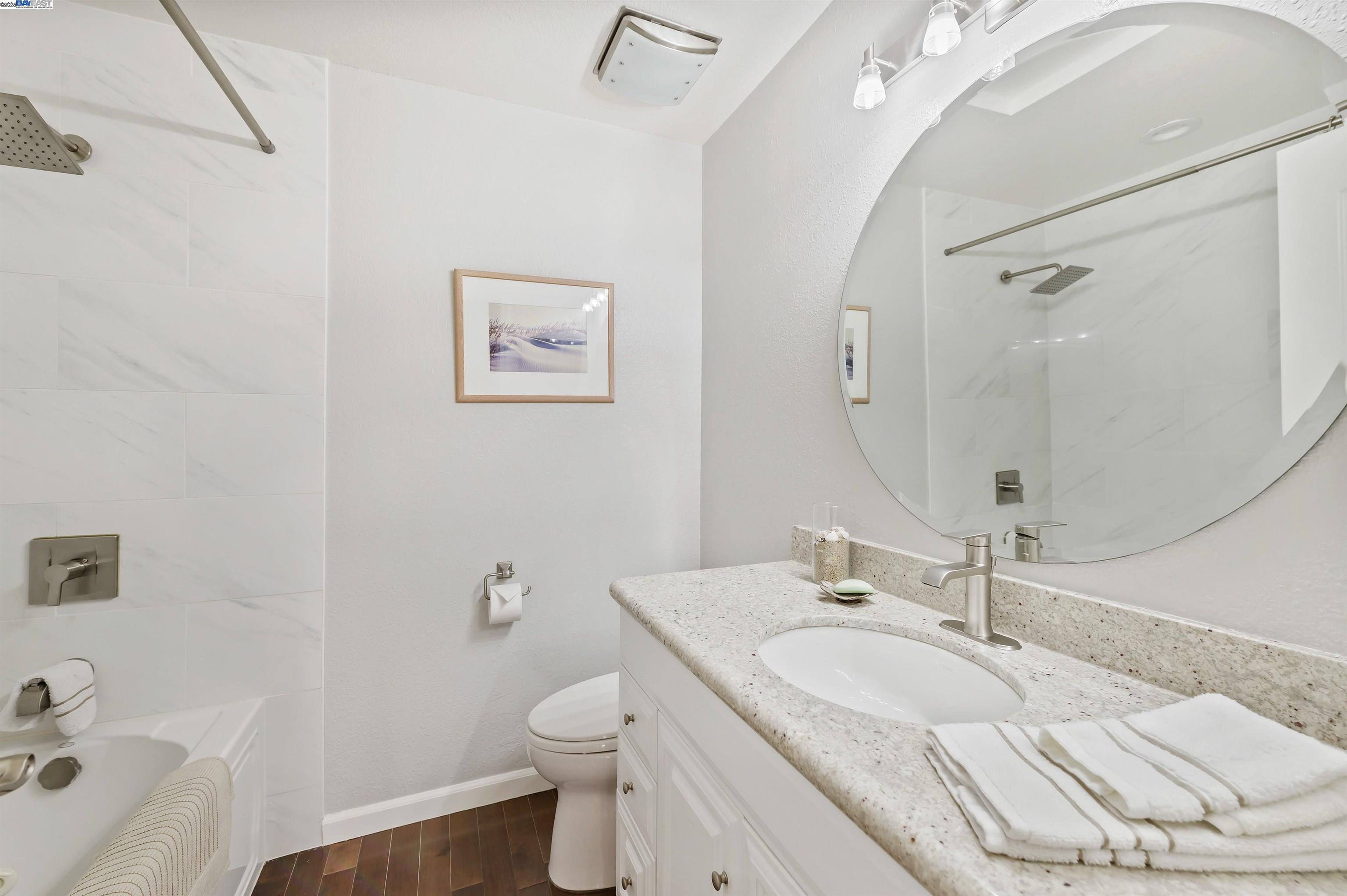 Photo #8: 41111597 Listing: Photo #8