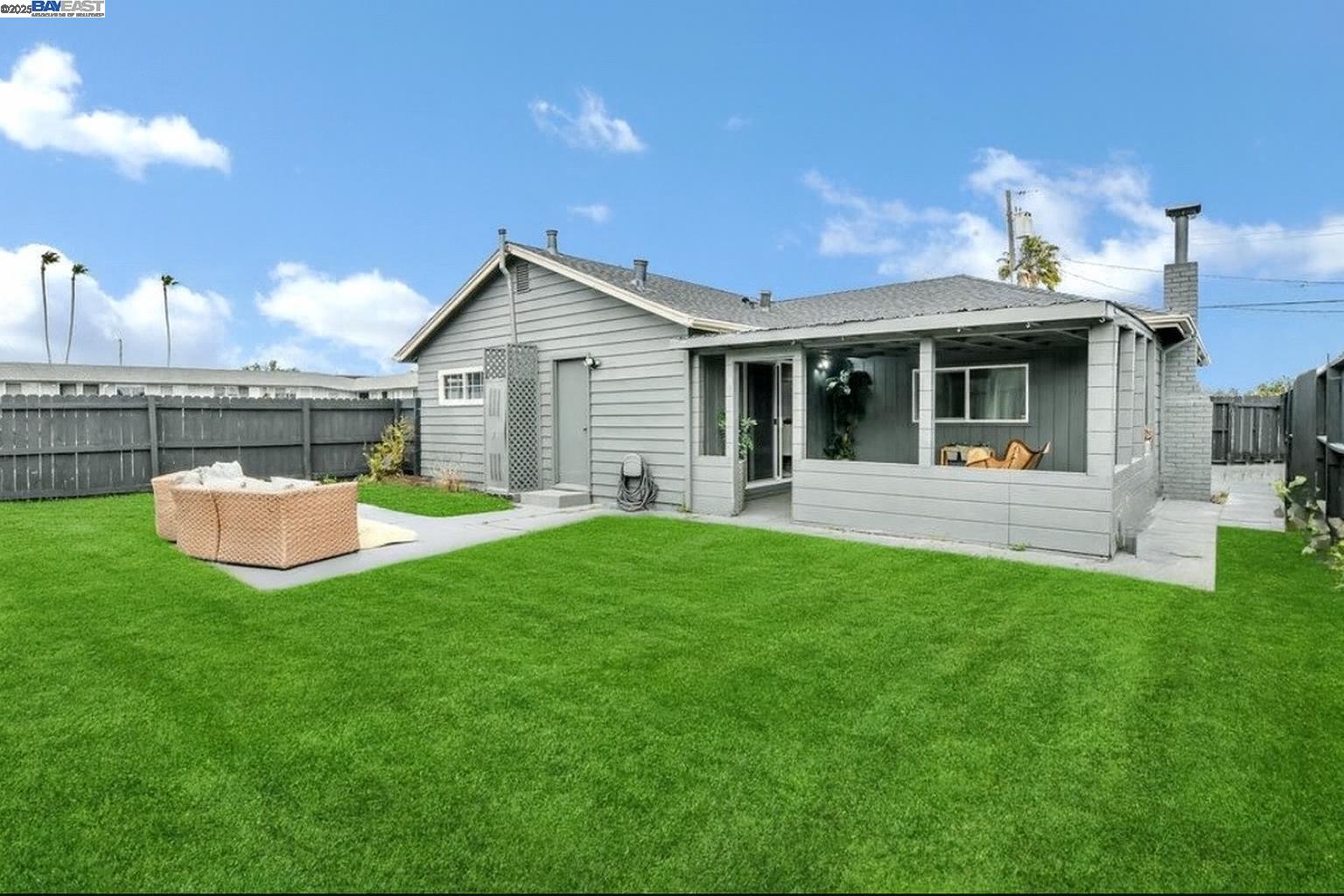 Detail Gallery Image 6 of 21 For 1300 Cavallo Rd, Antioch,  CA 94509 - 3 Beds | 2 Baths