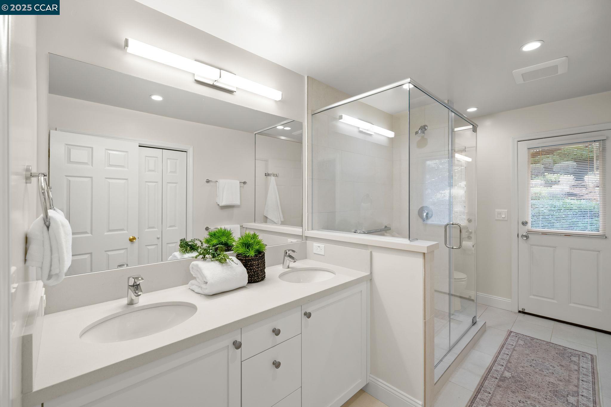 Detail Gallery Image 23 of 52 For 1305 Chesterton Way, Walnut Creek,  CA 94596 - 3 Beds | 2/1 Baths
