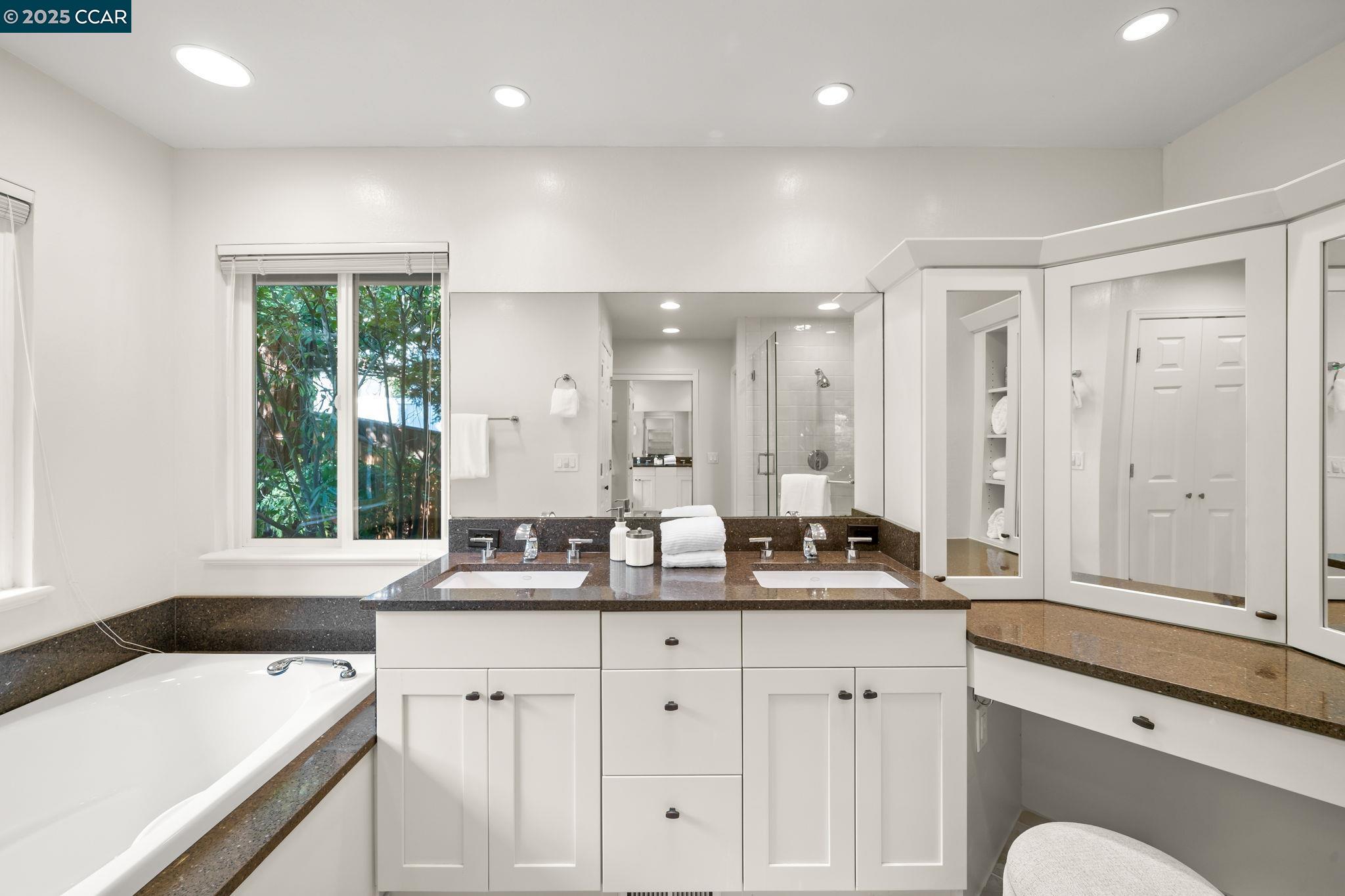 Detail Gallery Image 27 of 52 For 1305 Chesterton Way, Walnut Creek,  CA 94596 - 3 Beds | 2/1 Baths
