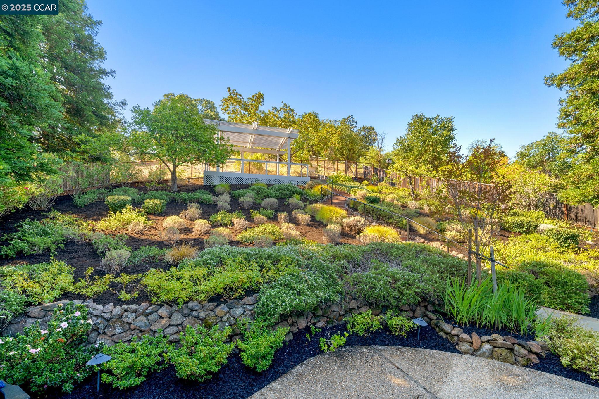 Detail Gallery Image 43 of 52 For 1305 Chesterton Way, Walnut Creek,  CA 94596 - 3 Beds | 2/1 Baths