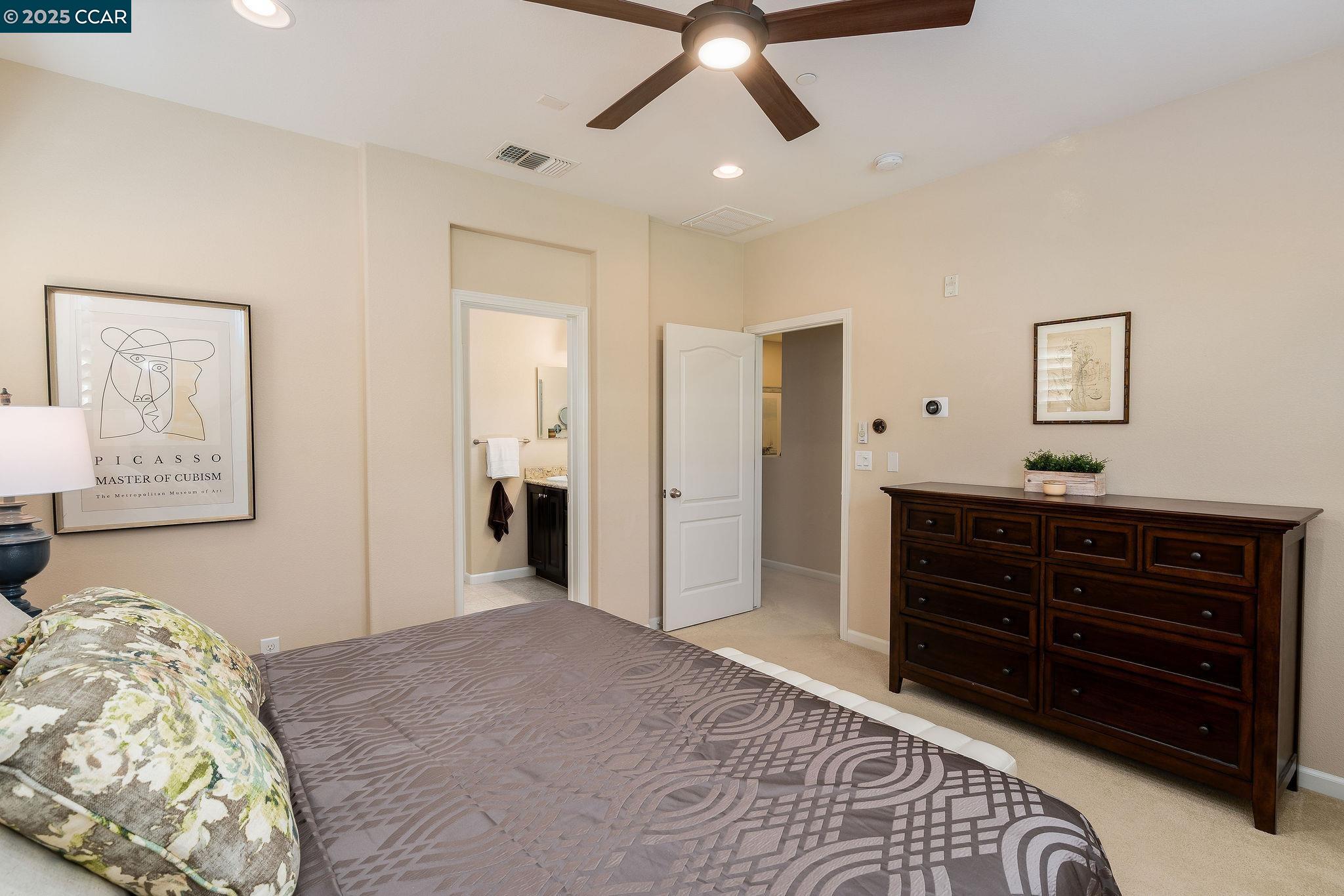 Photo #17: 41111603 Listing: Photo #17