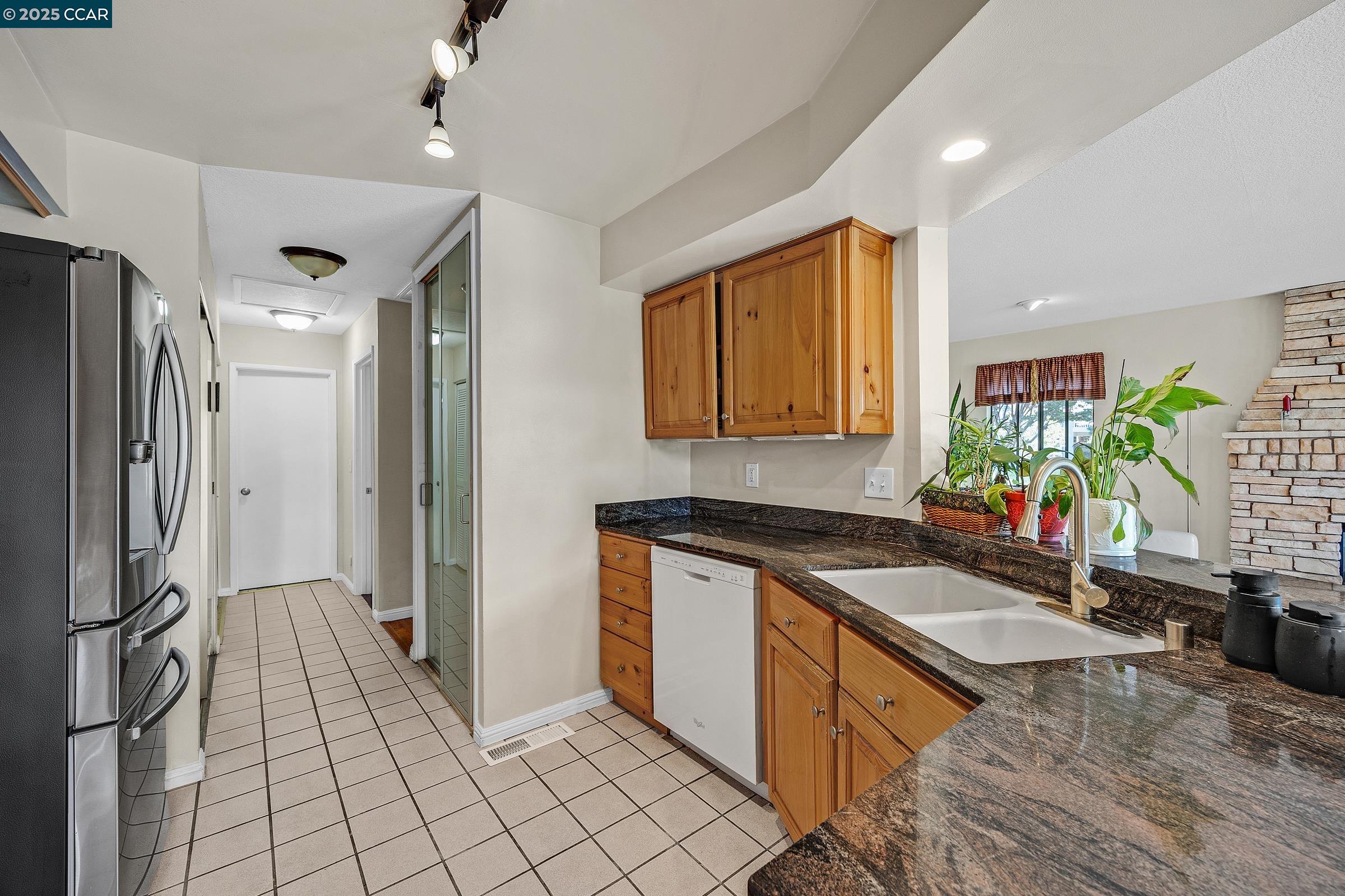 Photo #16: 41111604 Listing: Photo #16
