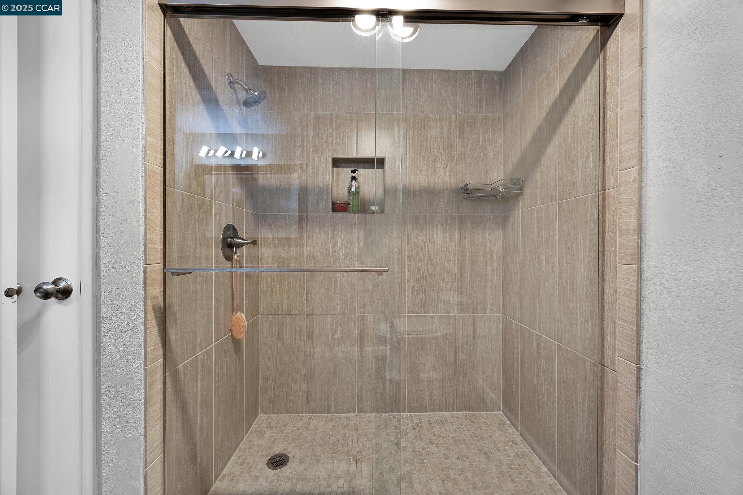 Photo #24: 41111604 Listing: Photo #24