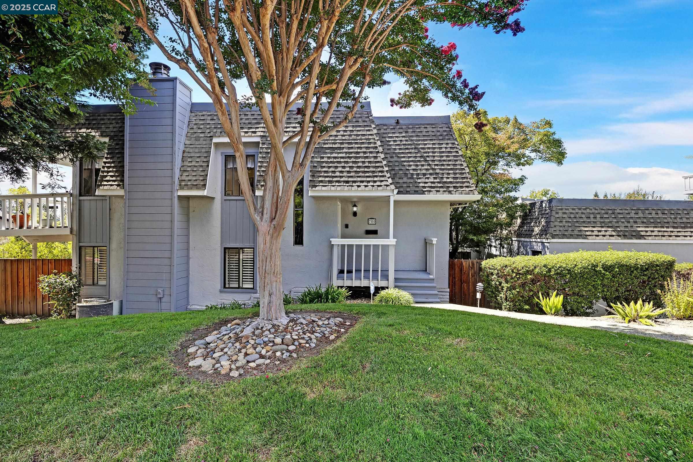 Photo #8: 41111604 Listing: Photo #8