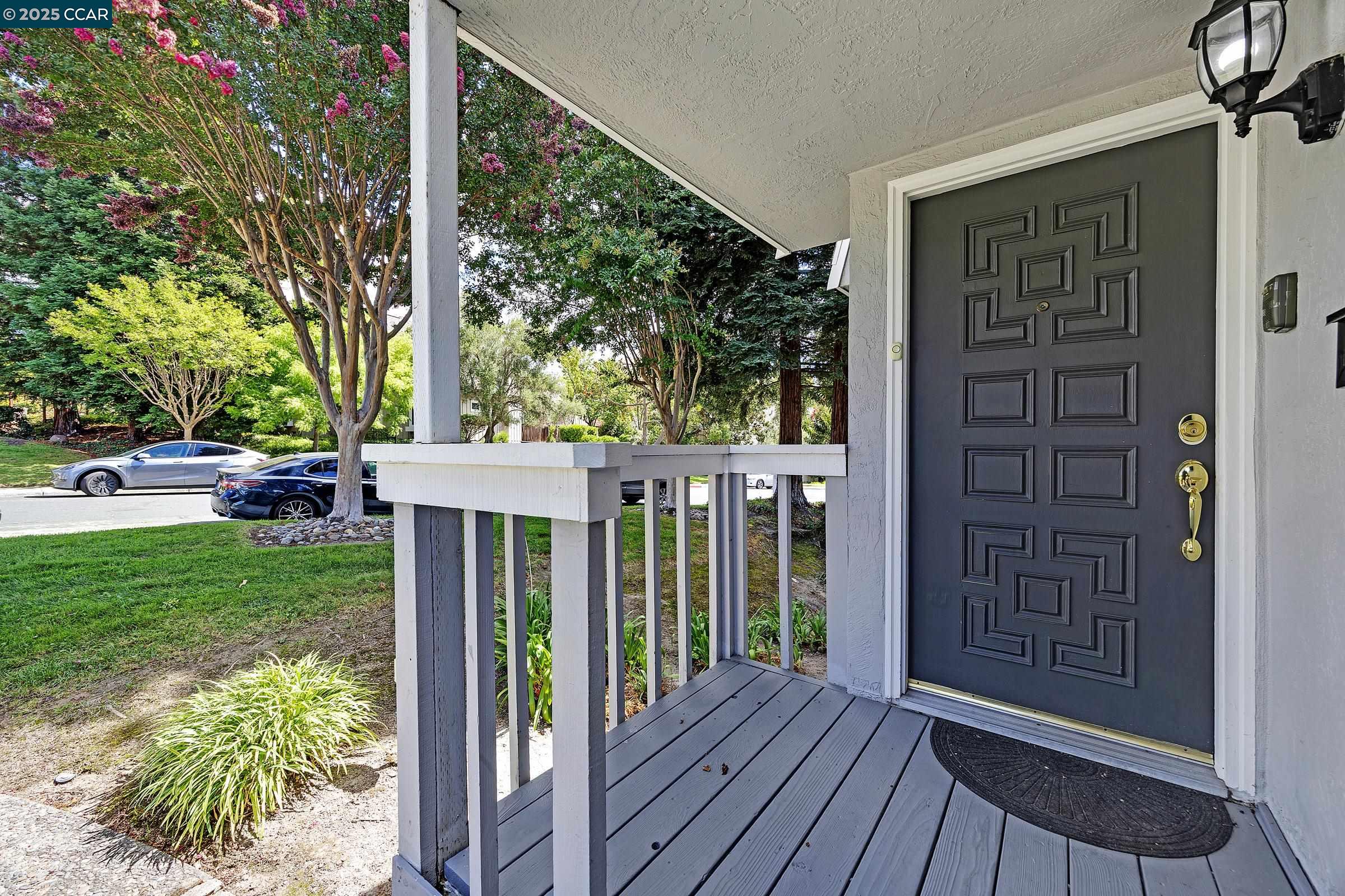 Photo #9: 41111604 Listing: Photo #9