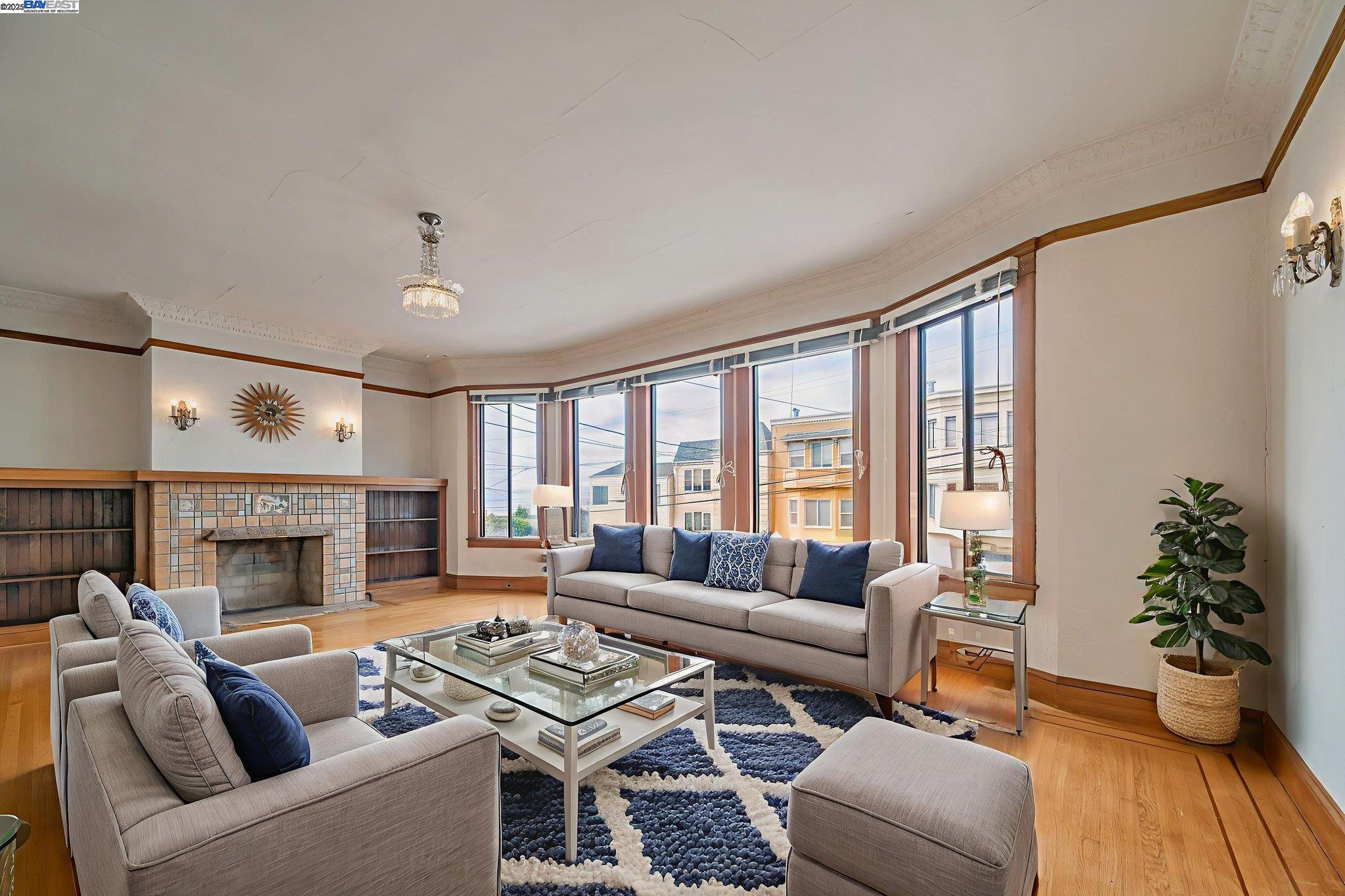 Detail Gallery Image 2 of 42 For 460 42nd Ave, San Francisco,  CA 94121 - 3 Beds | 1 Baths